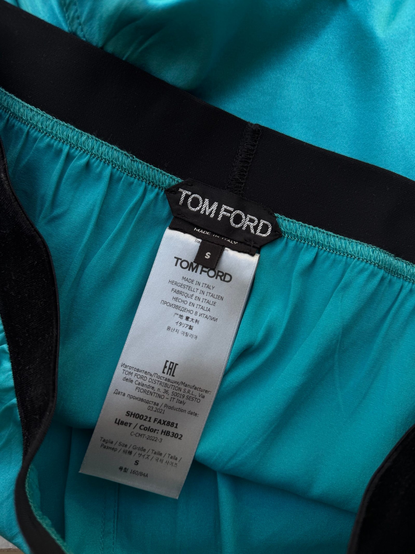 Tom Ford Logo Silk Bermuda - Image 6