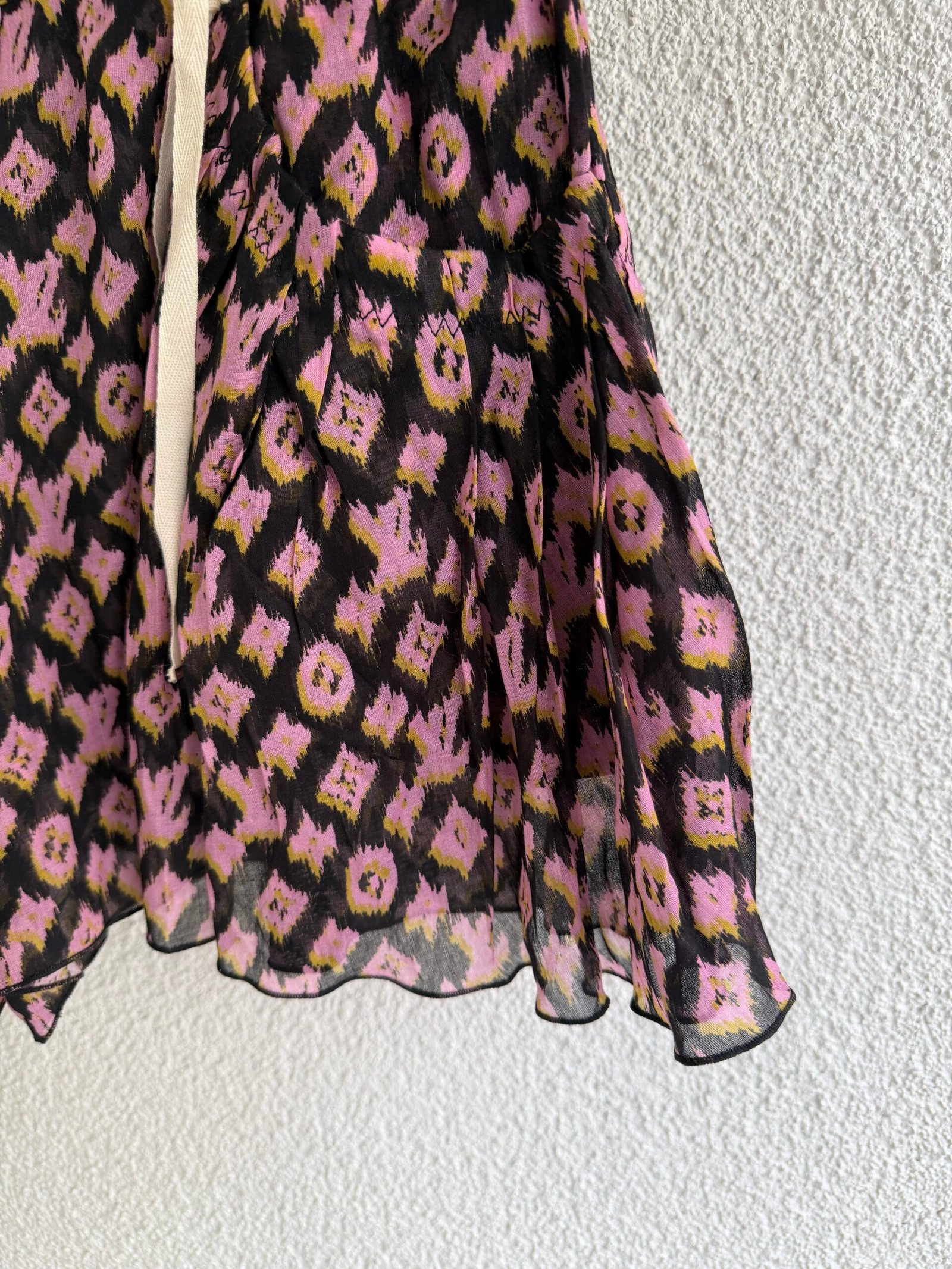 Louis Vuitton Mini Short - Image 7