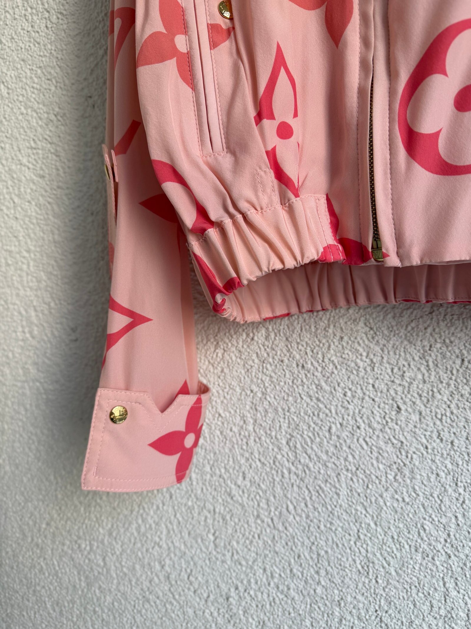 Louis Vuitton Monogram Silk Jacket - Görsel 5