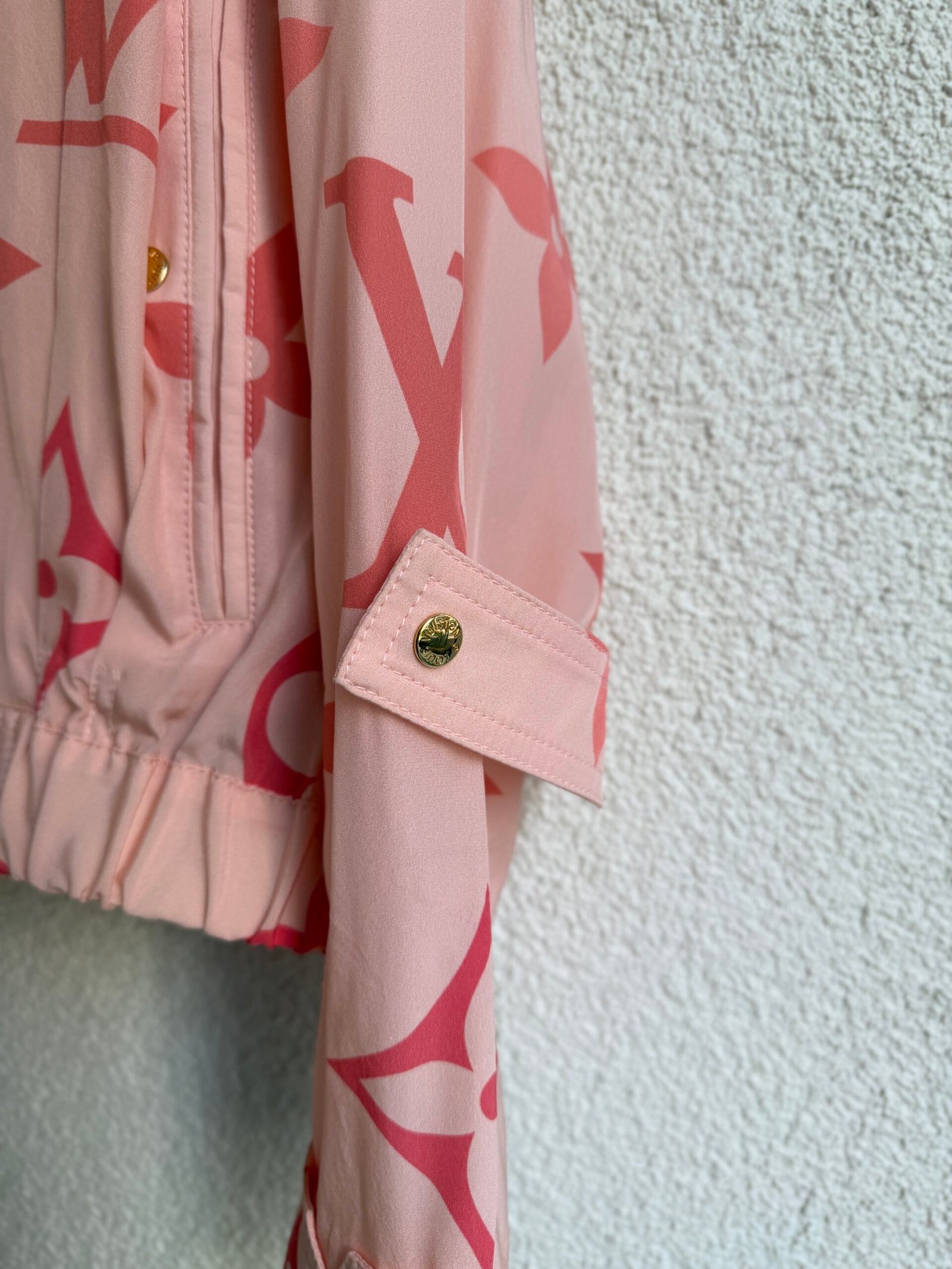 Louis Vuitton Monogram Silk Jacket - Görsel 6