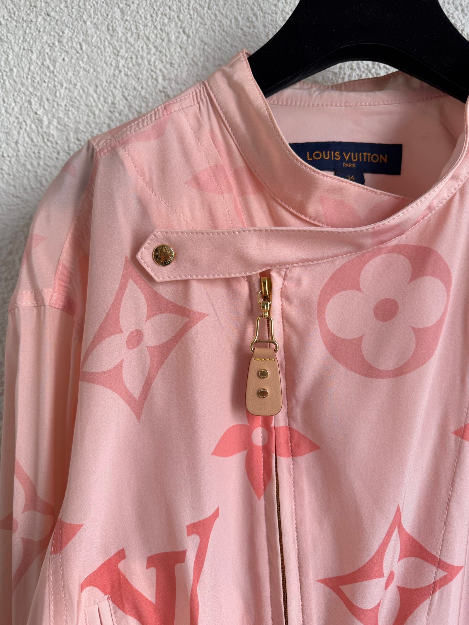 Louis Vuitton Monogram Silk Jacket - Görsel 3