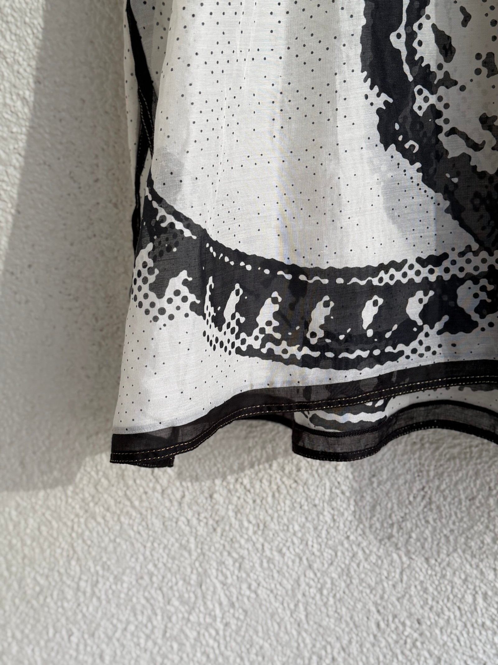 Chanel Print Detail Mini Pareo - Image 5