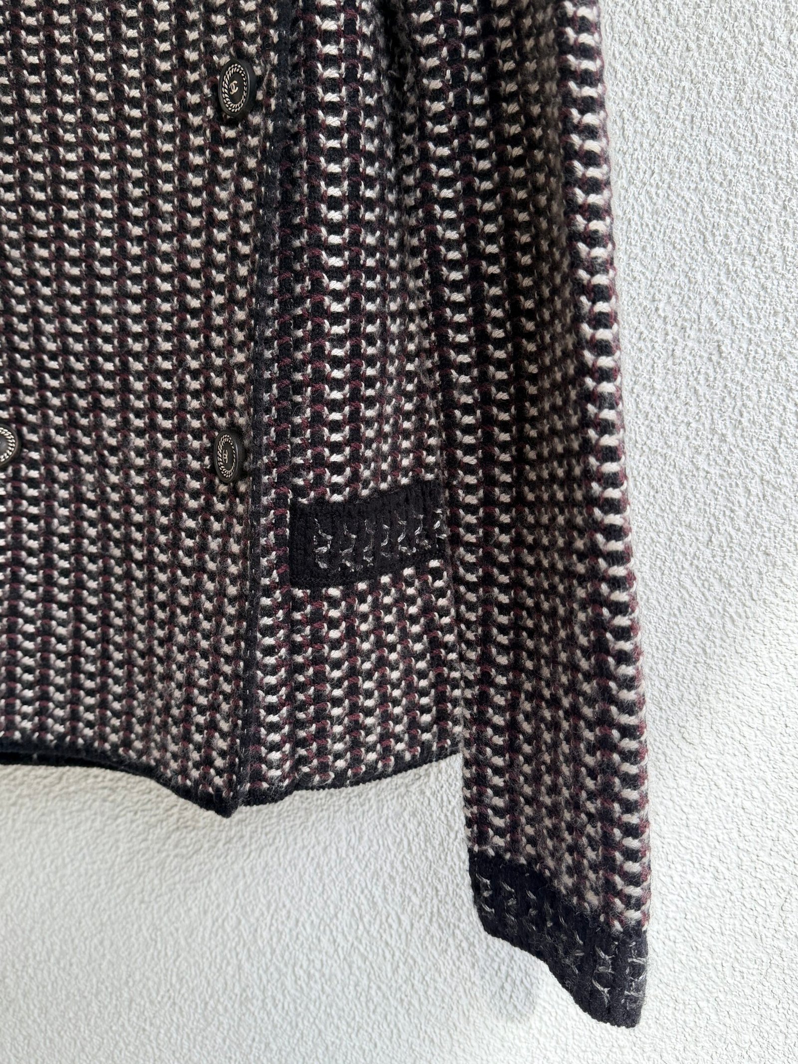 Chanel CC Button Cashmere Cardigan - Görsel 3
