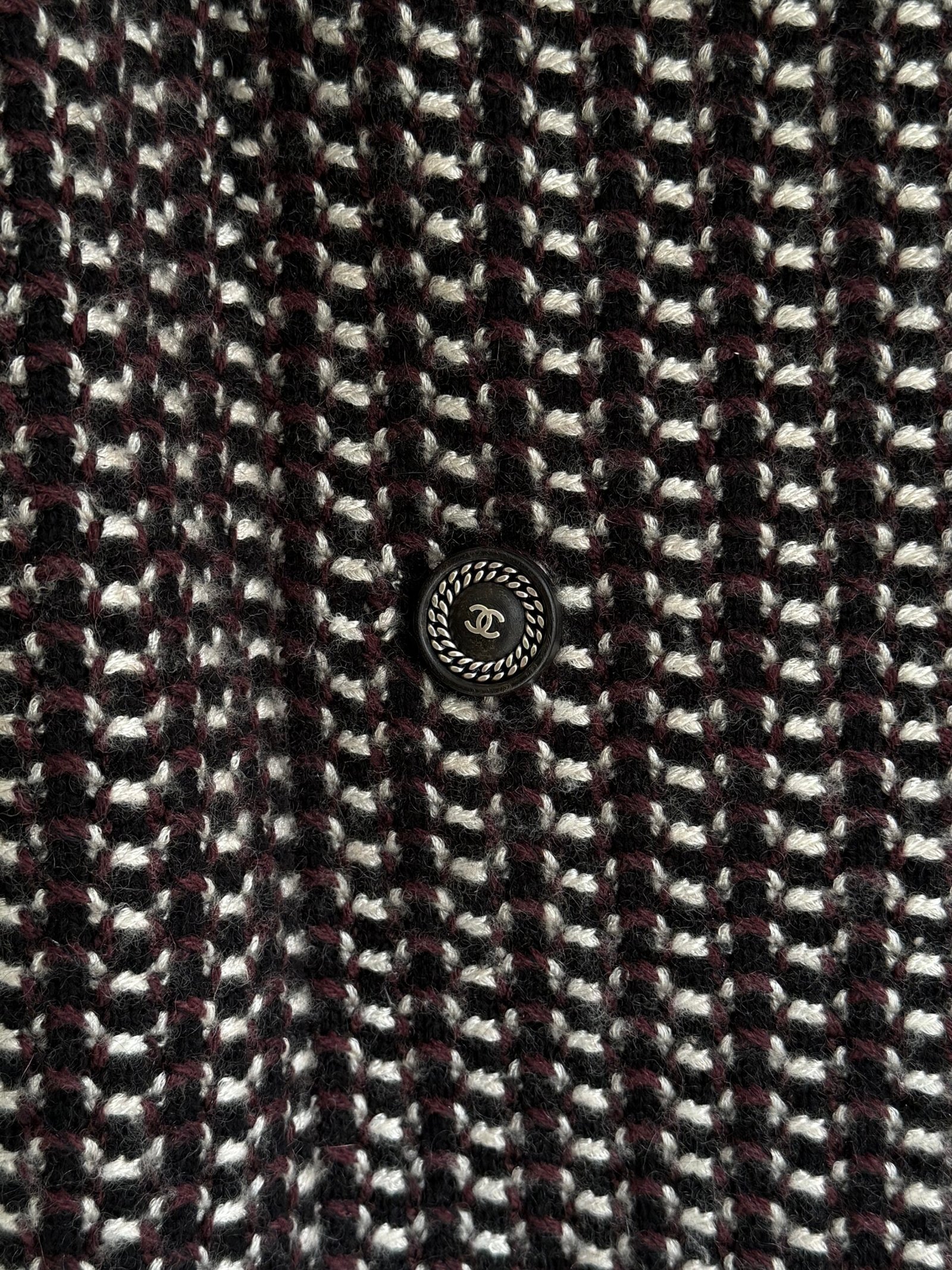 Chanel CC Button Cashmere Cardigan - Görsel 5
