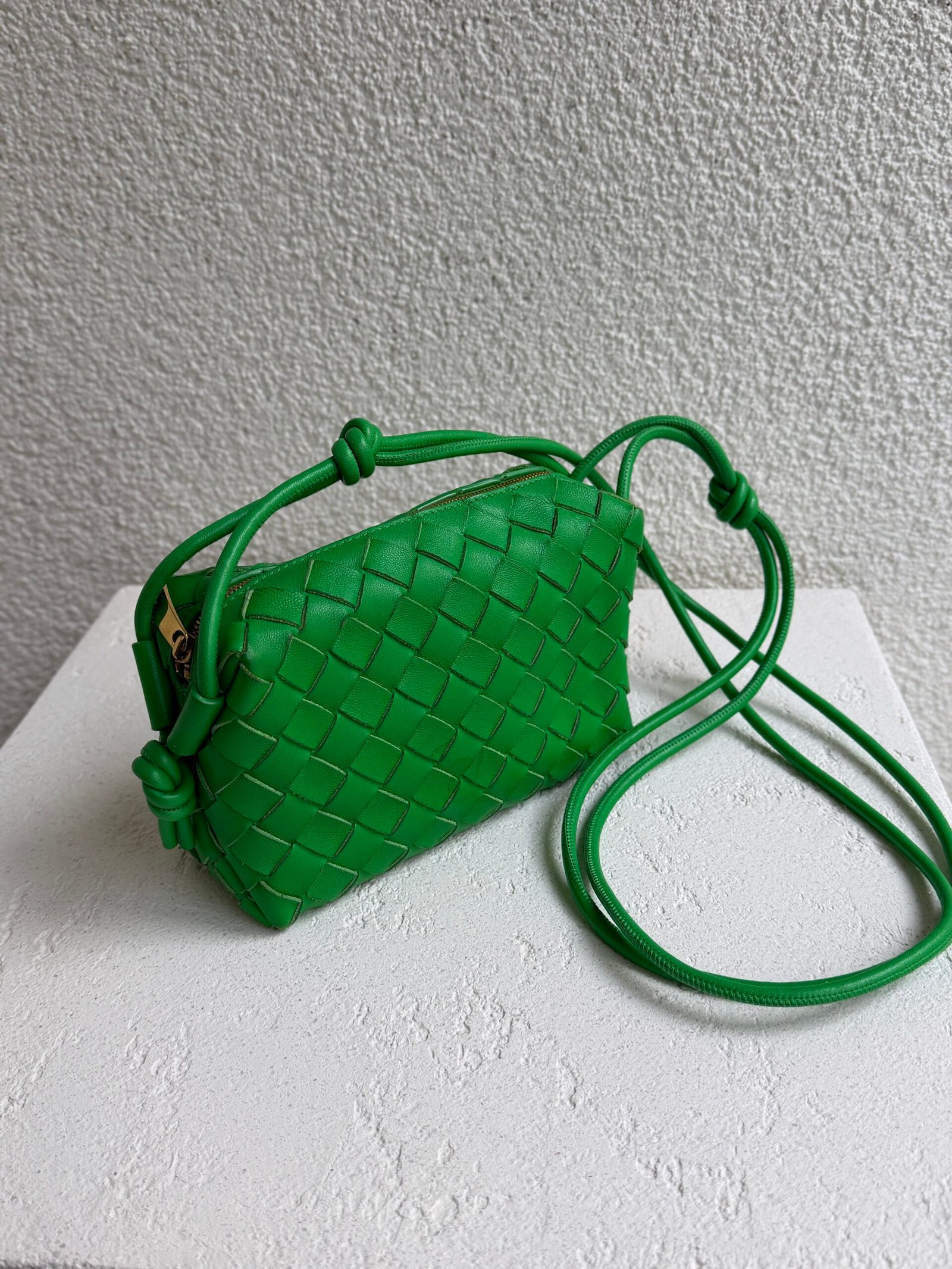 Bottega Veneta Green Loop Crossbody Bag - Image 4