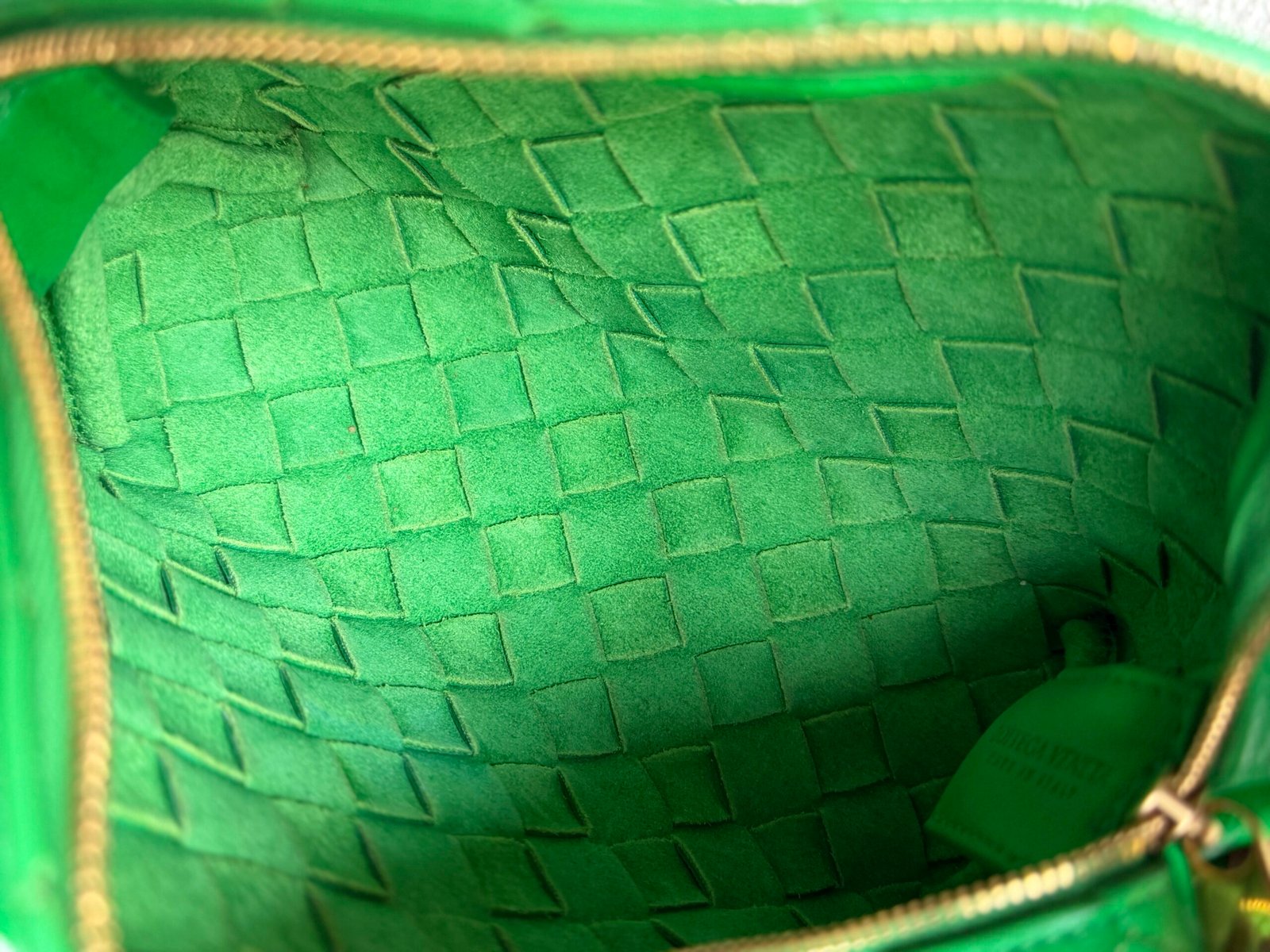 Bottega Veneta Green Loop Crossbody Bag - Image 10