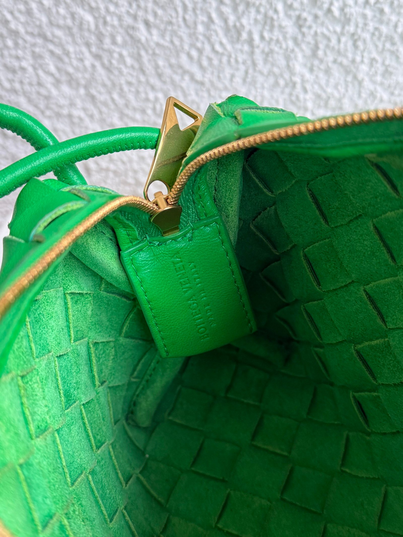 Bottega Veneta Green Loop Crossbody Bag - Image 11