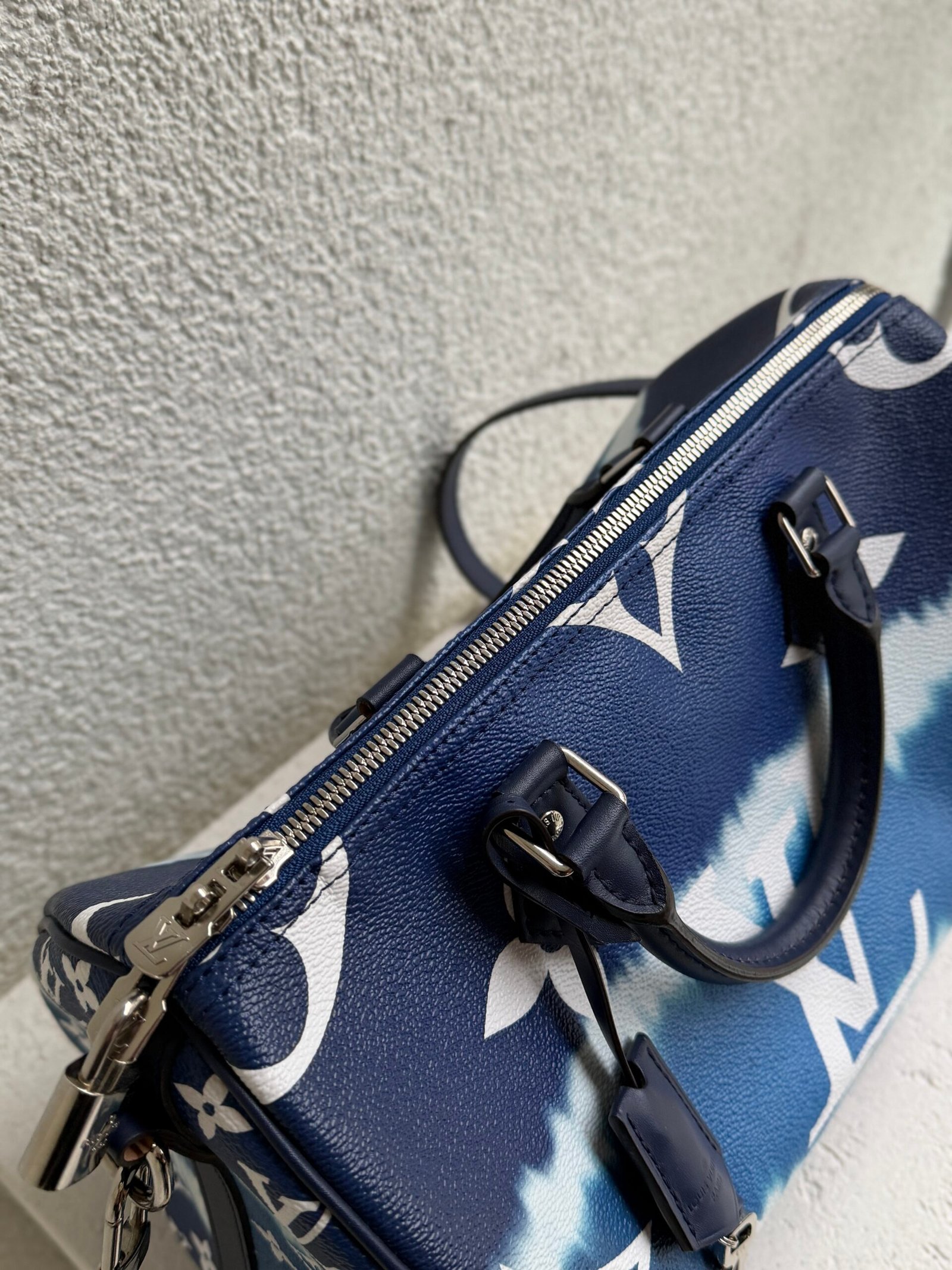 Louis Vuitton Escale Speedy 30 Monogram Canvas Bag - Image 9