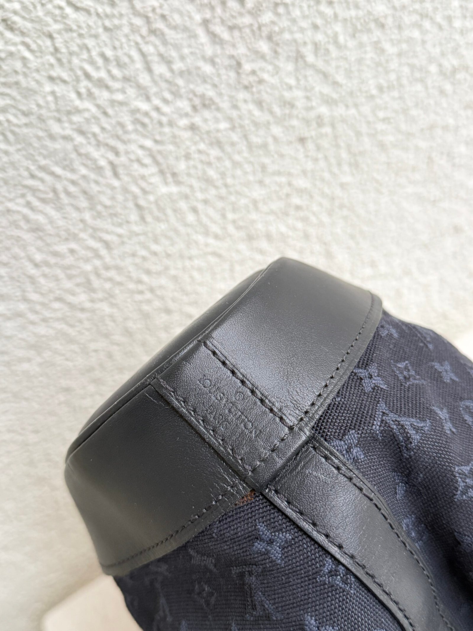 Louis Vuitton Mini Lin Noelie Blue Canvas Bucket Bag - Image 14