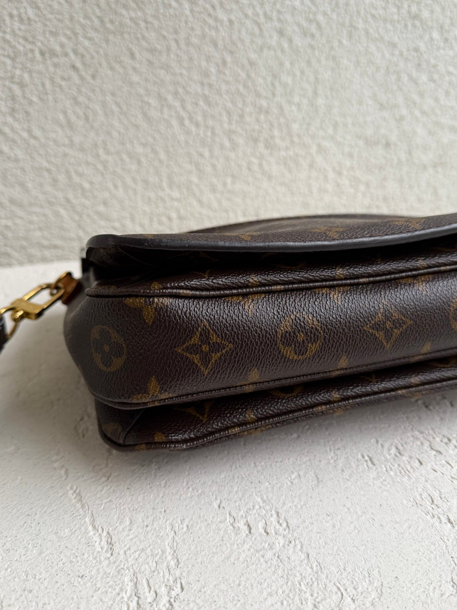 Louis Vuitton Monogram Pochette Metis Bag - Image 14