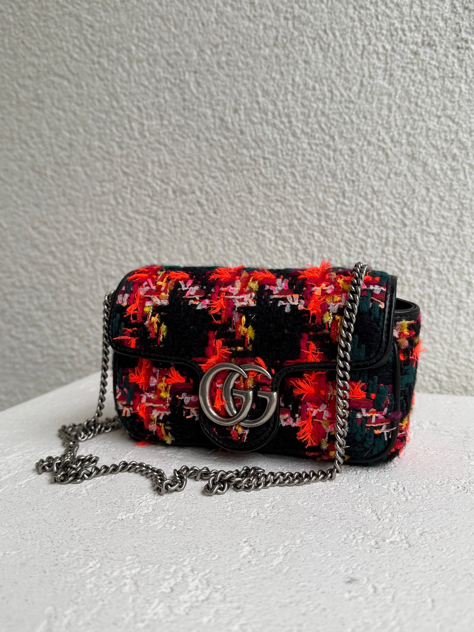 Gucci GG Marmont Tweed Super Mini Shoulder Bag - Image 2