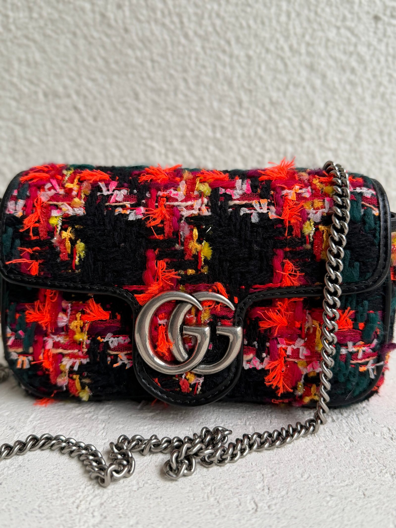 Gucci GG Marmont Tweed Super Mini Shoulder Bag - Image 3