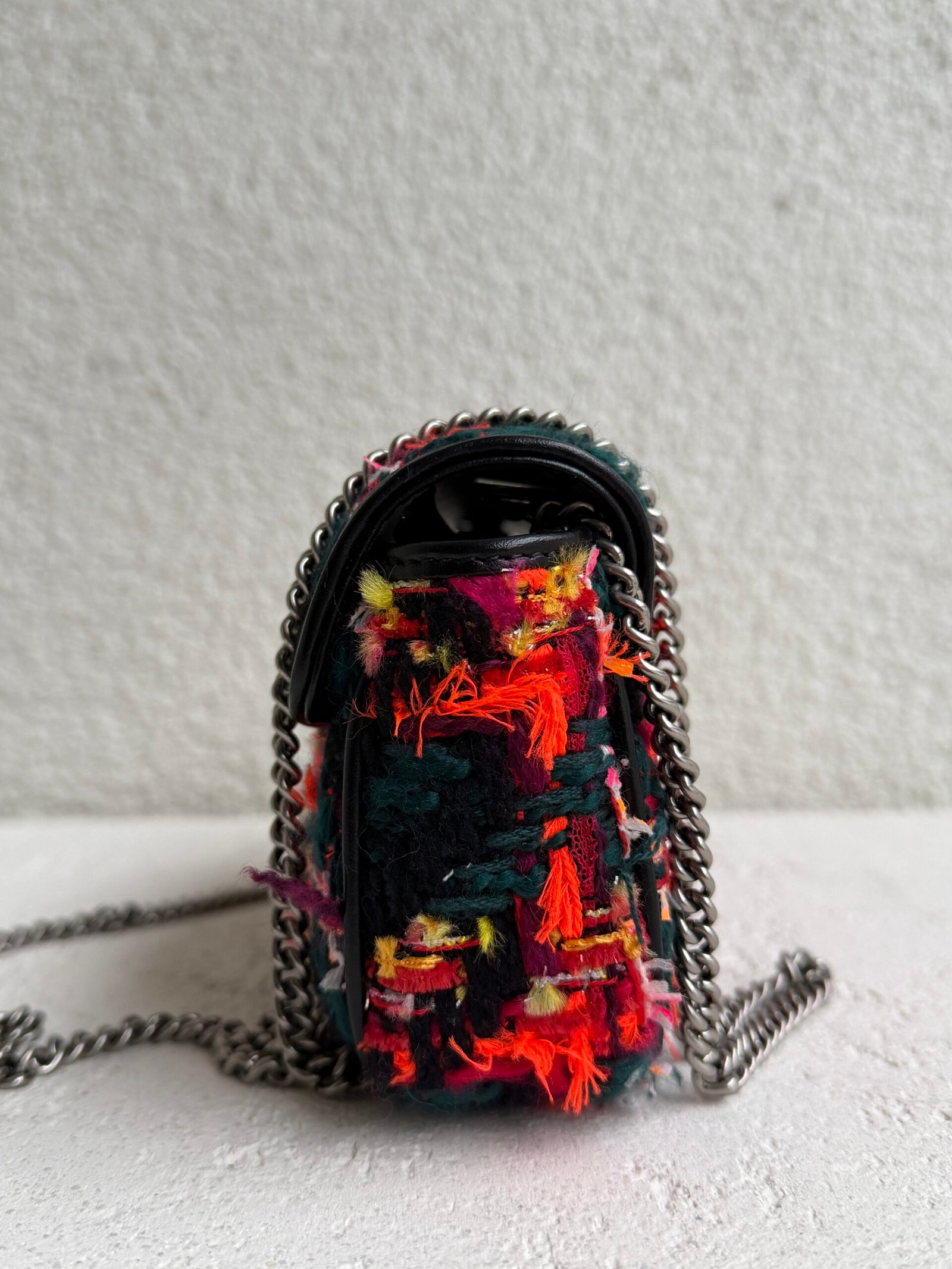 Gucci GG Marmont Tweed Super Mini Shoulder Bag - Image 5