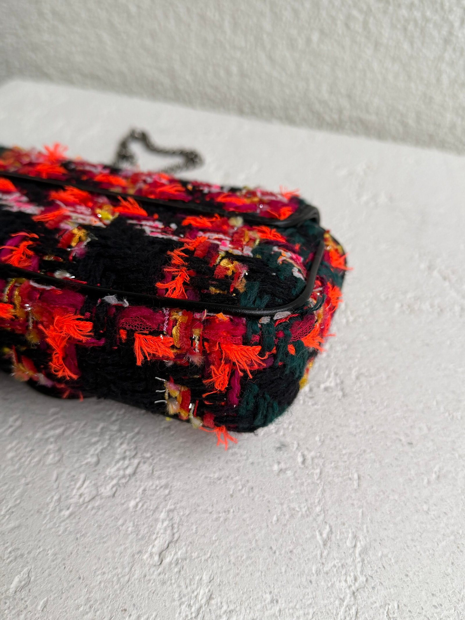 Gucci GG Marmont Tweed Super Mini Shoulder Bag - Image 8