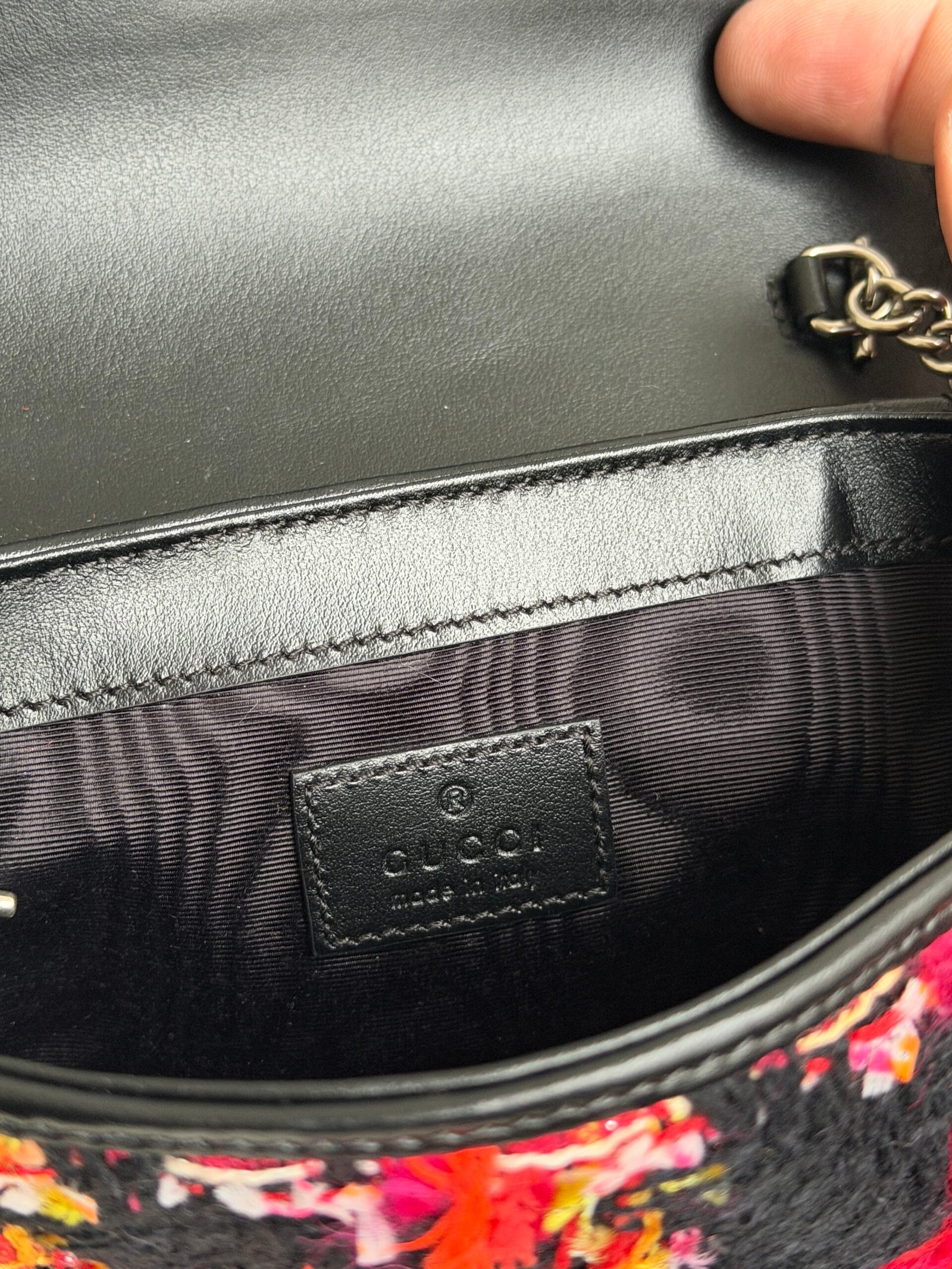 Gucci GG Marmont Tweed Super Mini Shoulder Bag - Image 10