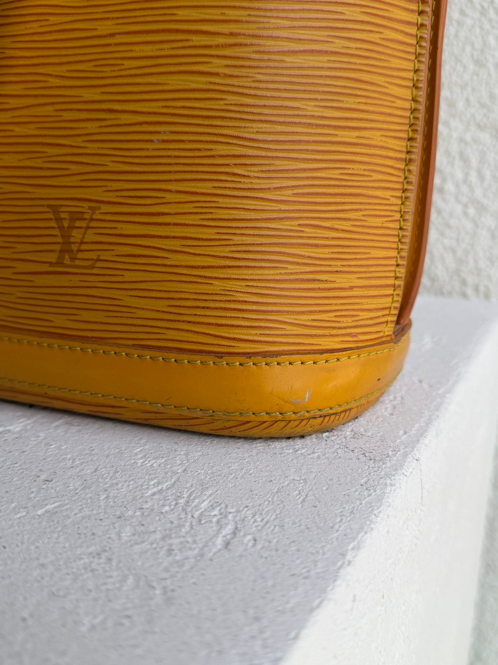 Louis Vuitton Epi Leather Yellow Lussag Bag - Image 4