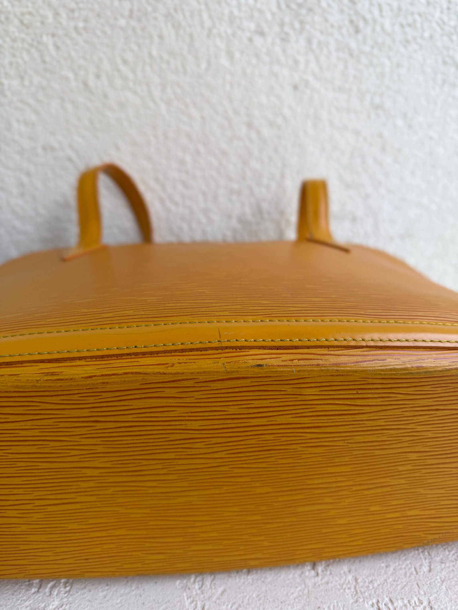 Louis Vuitton Epi Leather Yellow Lussag Bag - Image 9