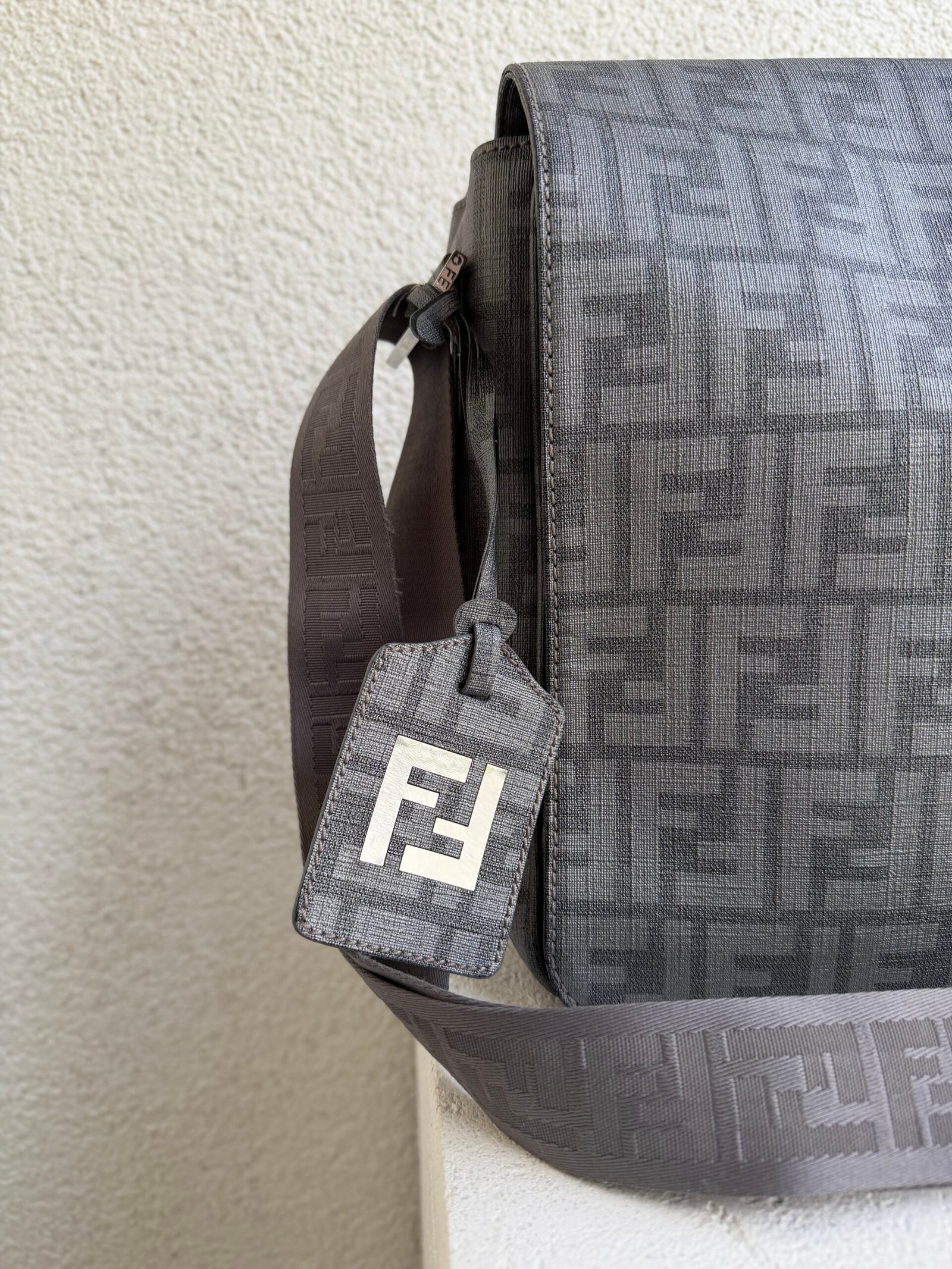 Fendi Zucca Spalmati Messenger Bag - Image 3