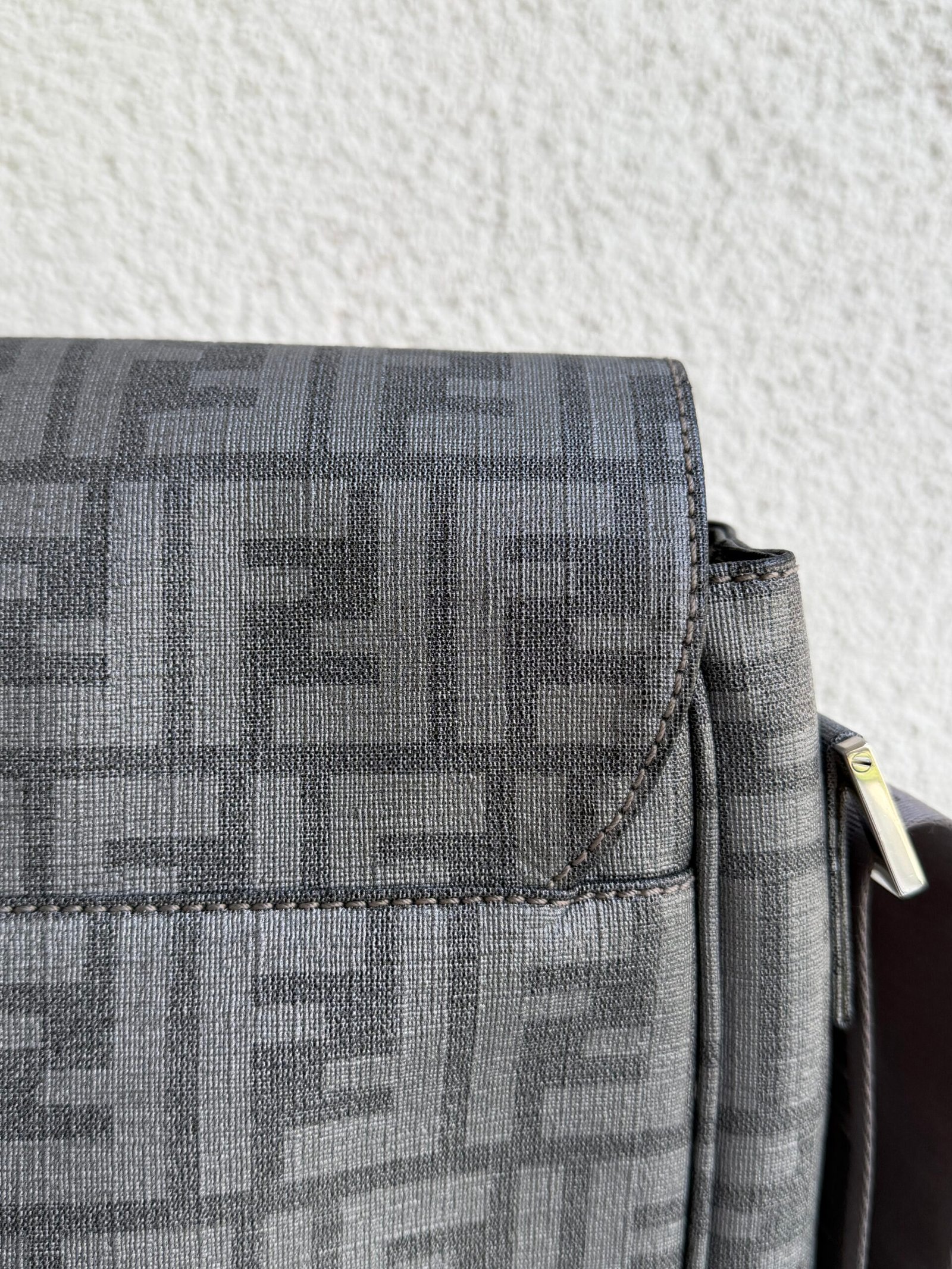 Fendi Zucca Spalmati Messenger Bag - Image 8