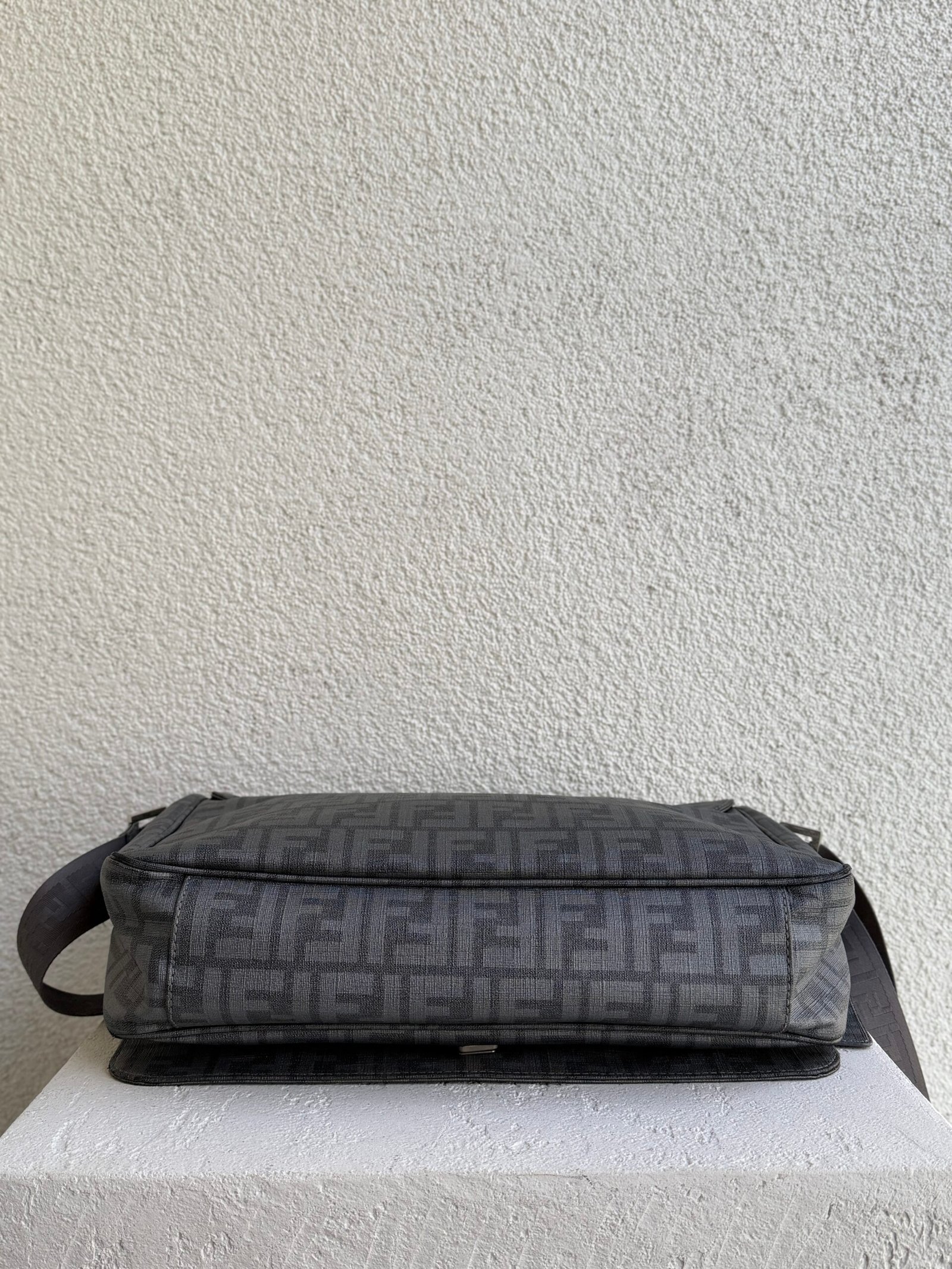 Fendi Zucca Spalmati Messenger Bag - Image 9