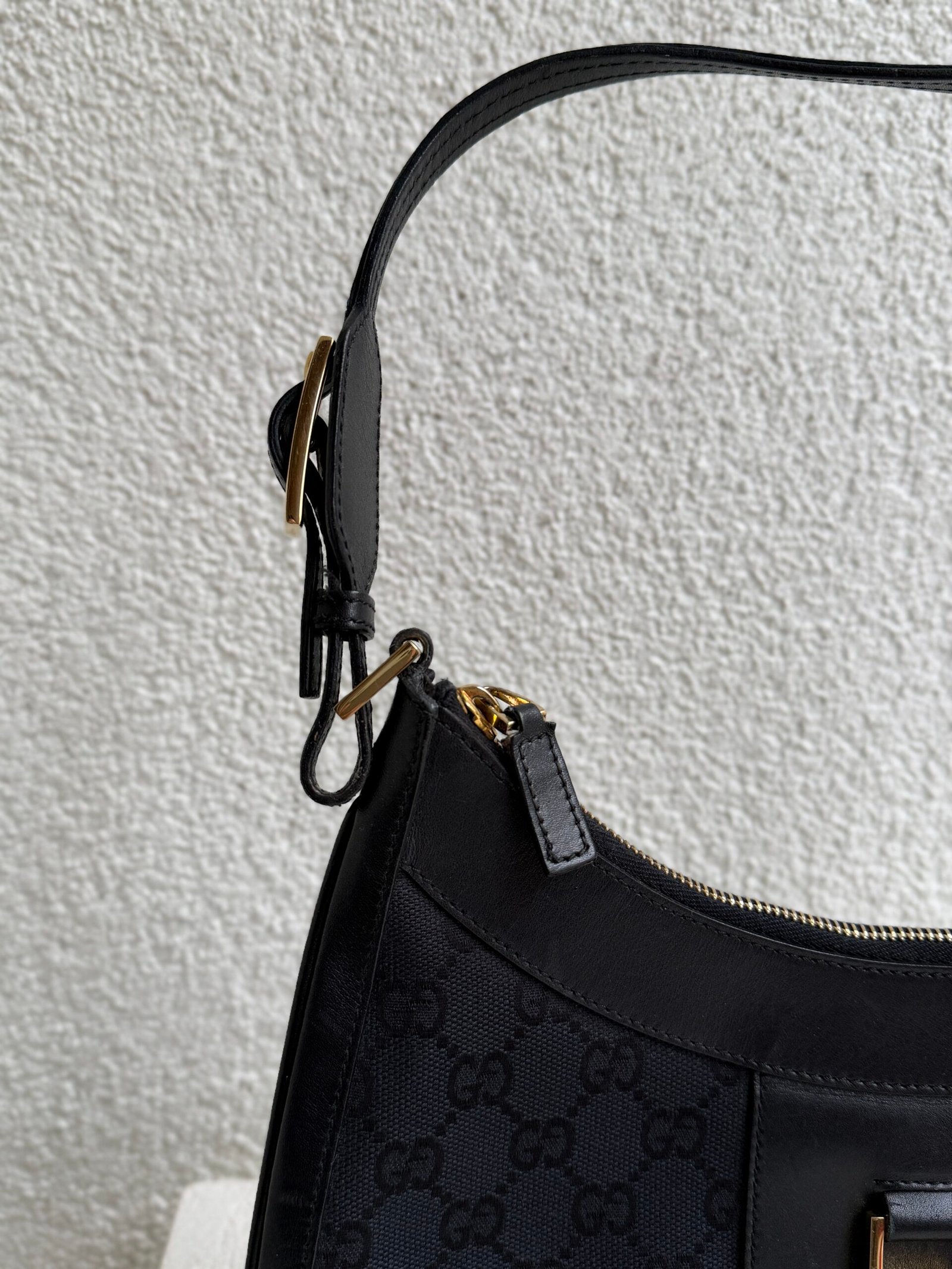 Gucci Canvas GG Monogram Small Jackie Bag - Image 4