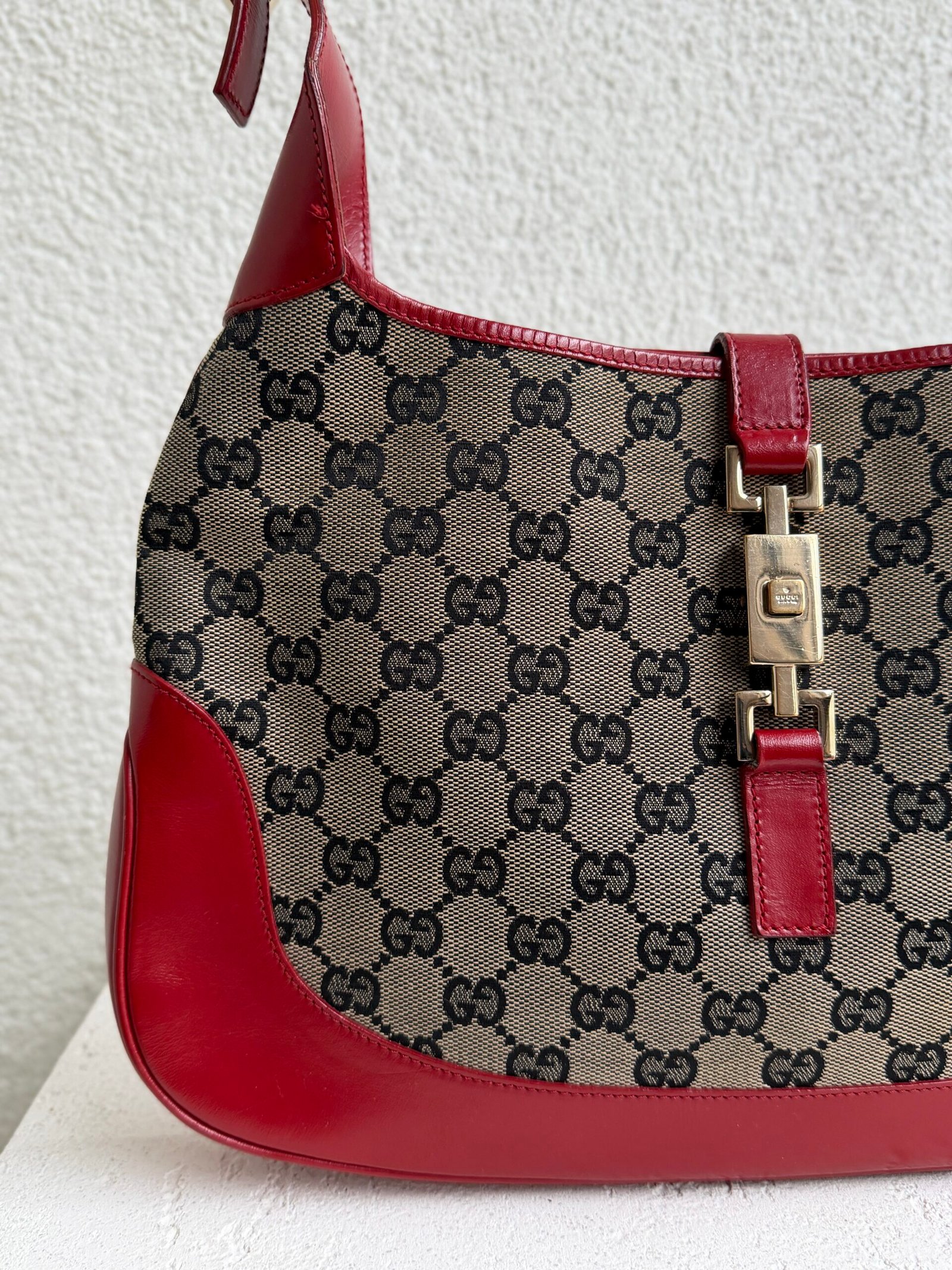 Gucci Canvas GG Monogram Red Small Jackie Bag - Image 7
