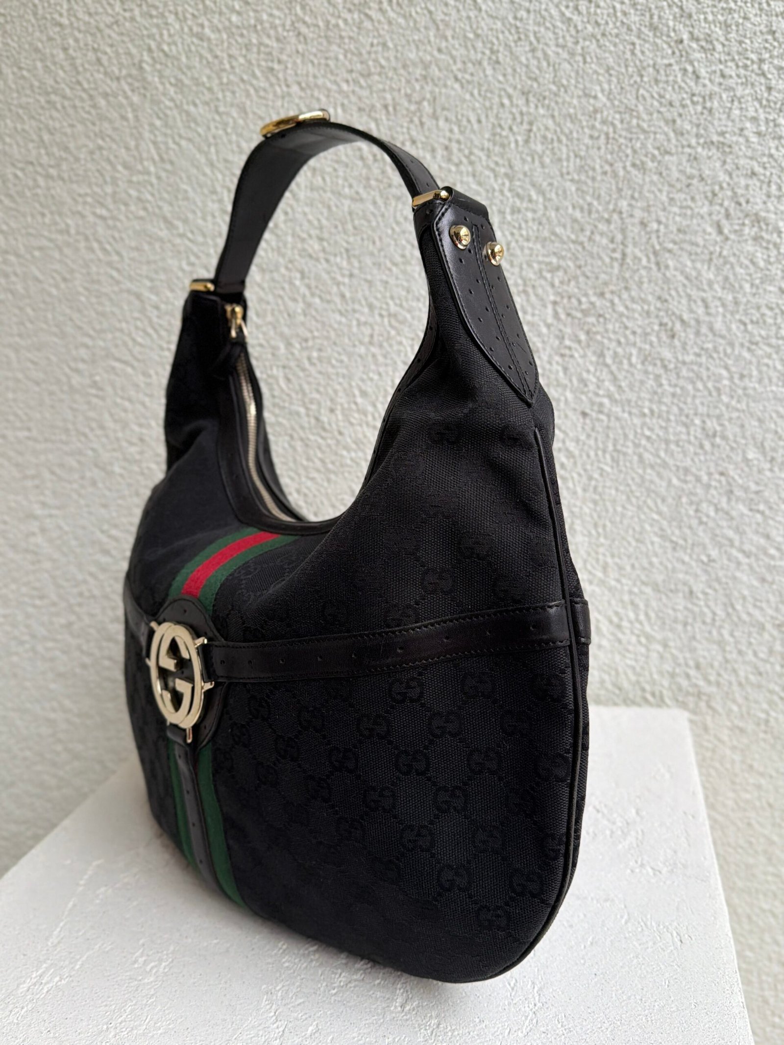 Gucci GG Monogram Hobo Shoulder Bag - Image 6