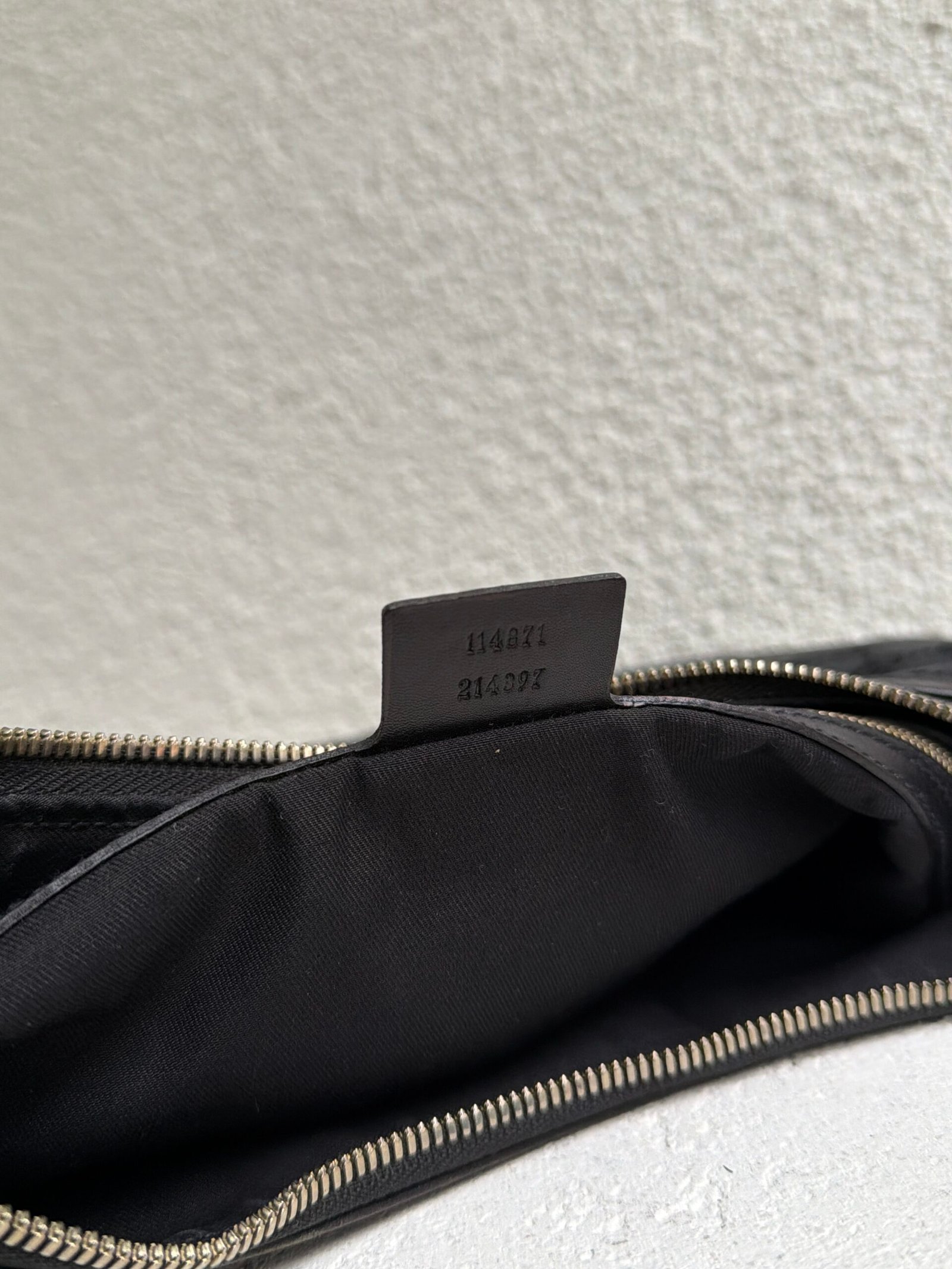 Gucci GG Monogram Hobo Shoulder Bag - Image 13