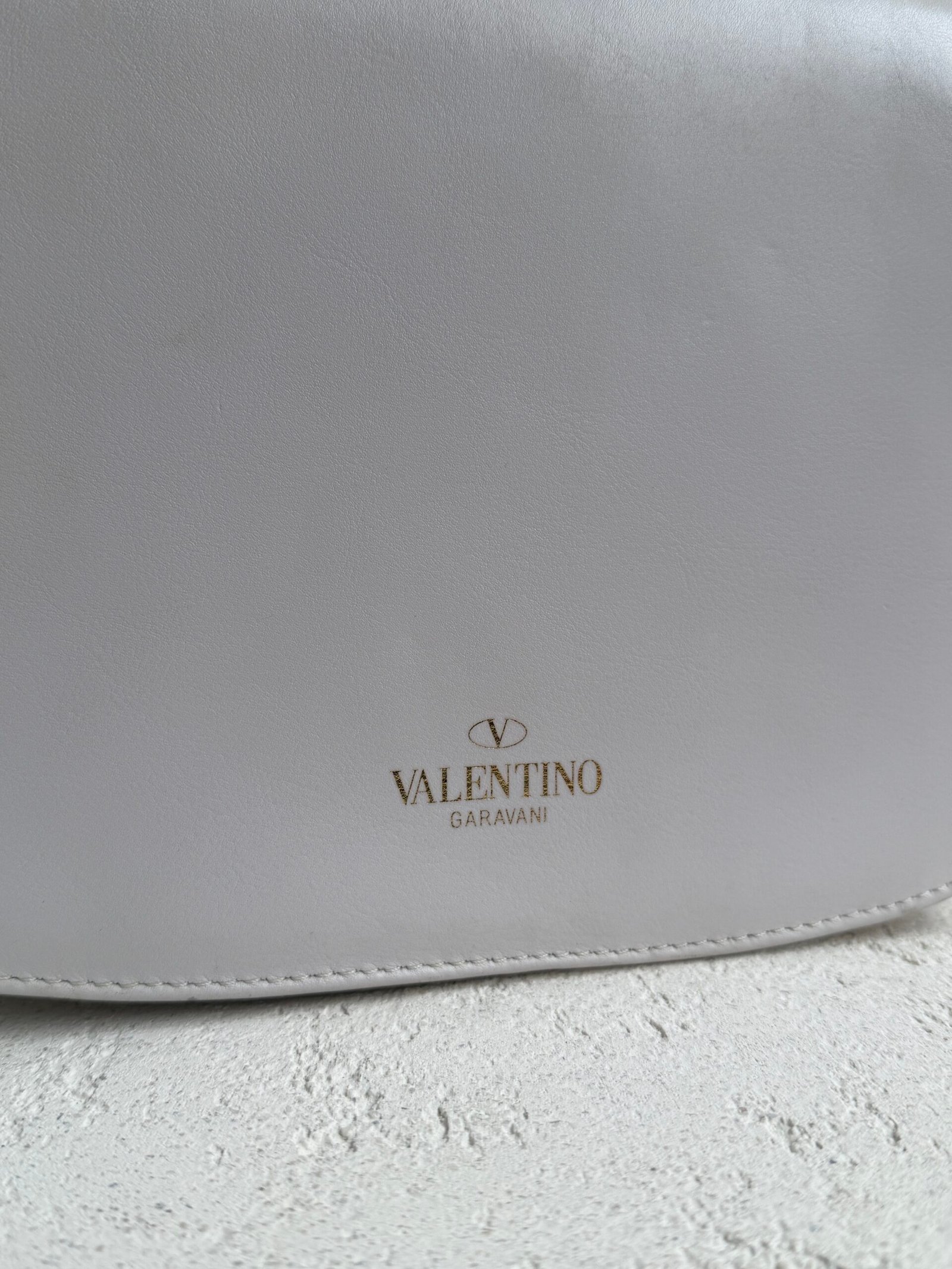 Valentino VLTN Logo Leather Shoulder Bag - Görsel 10