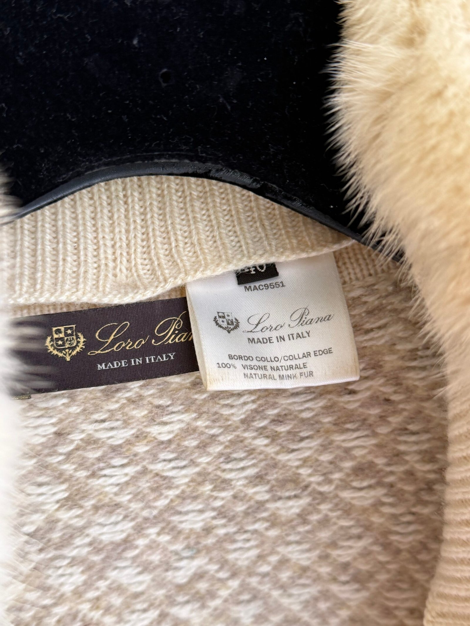 Loro Piana Cashmere & Mink Fur Vest - Image 8