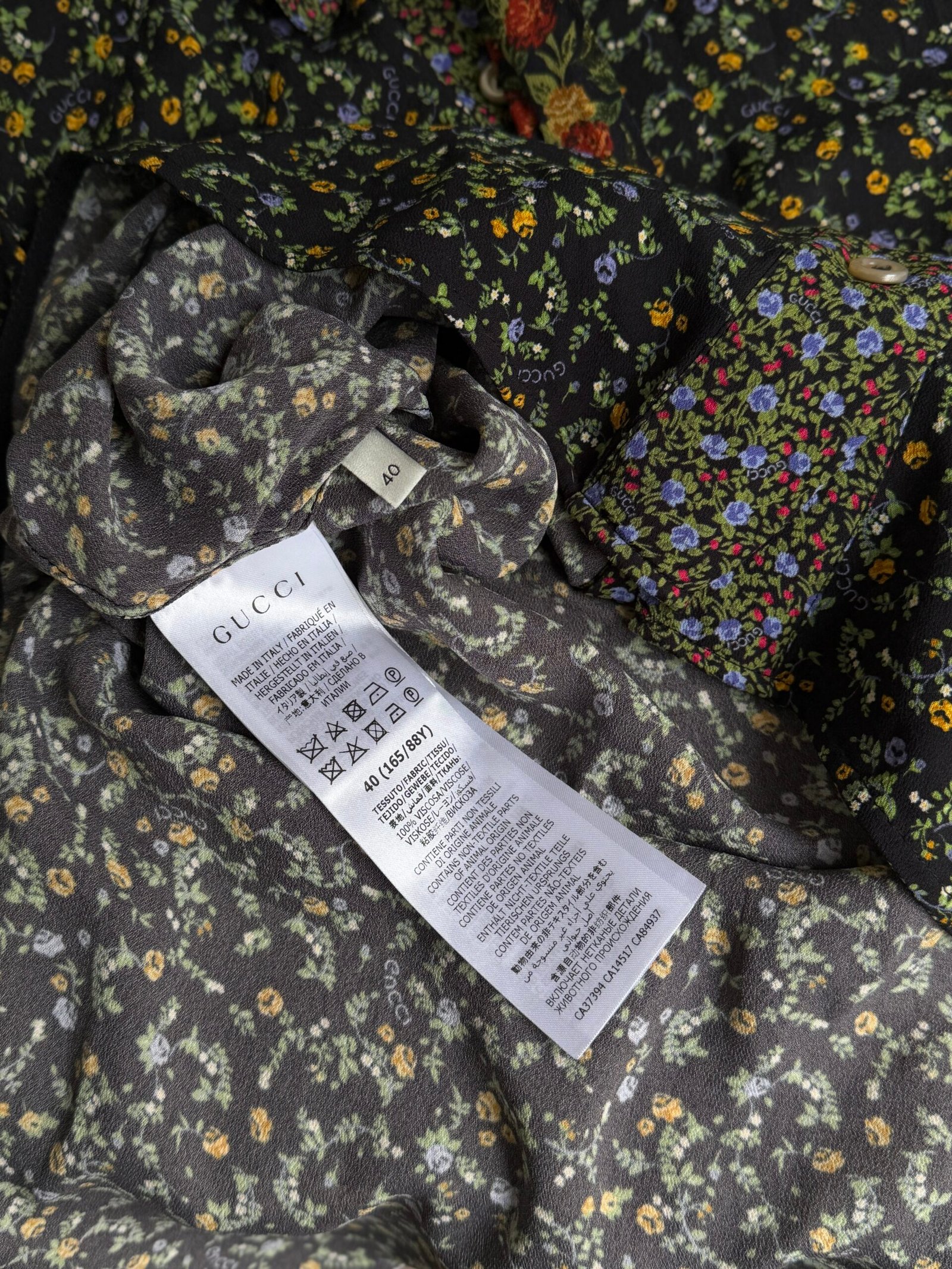 Gucci Tie-Neck Floral Blouse - Image 11