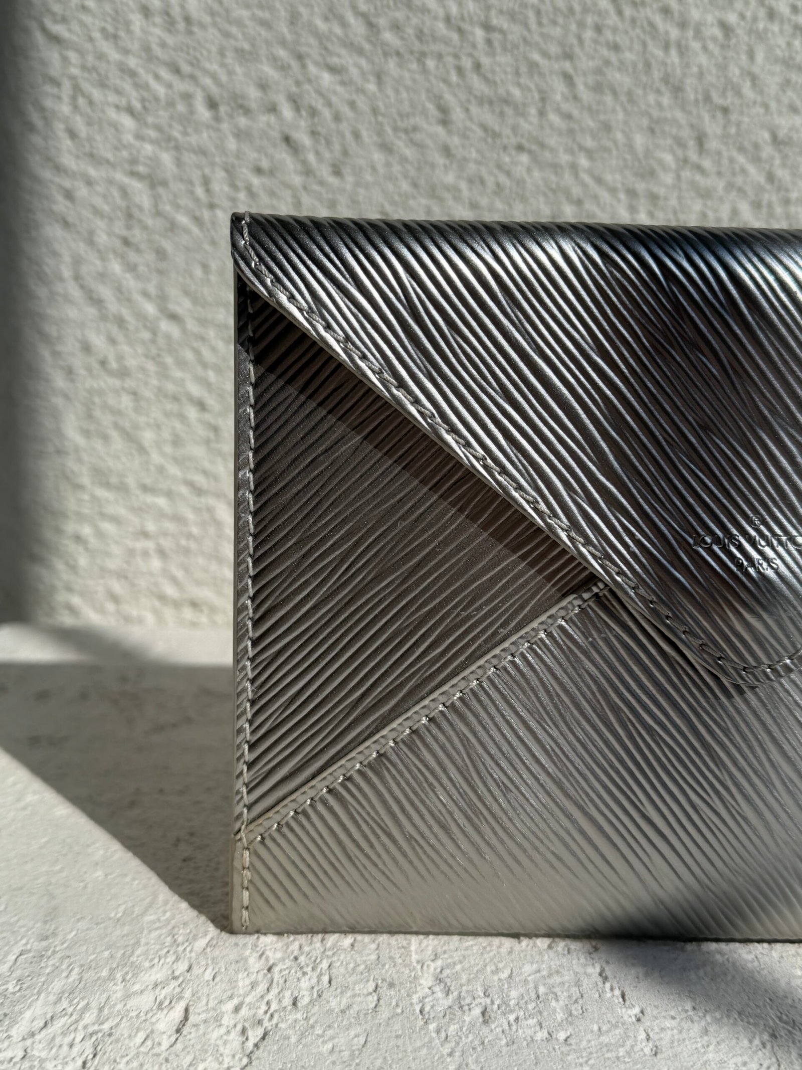 Louis Vuitton Silver Epi Leather Envelope Pochette Wallet - Image 5