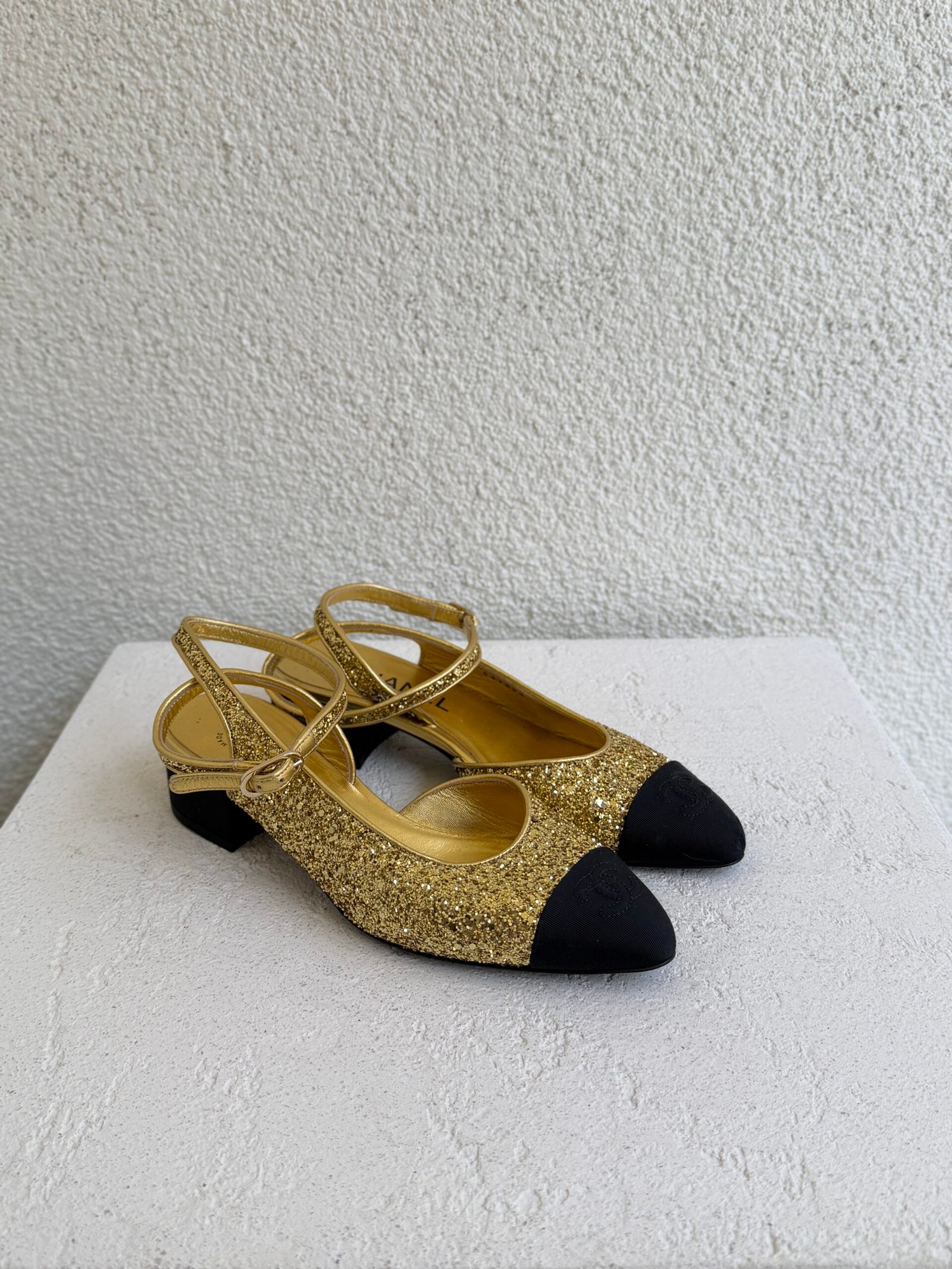 Chanel CC Logo Glitter and Grossgrain Cap Toe Slingback Pumps