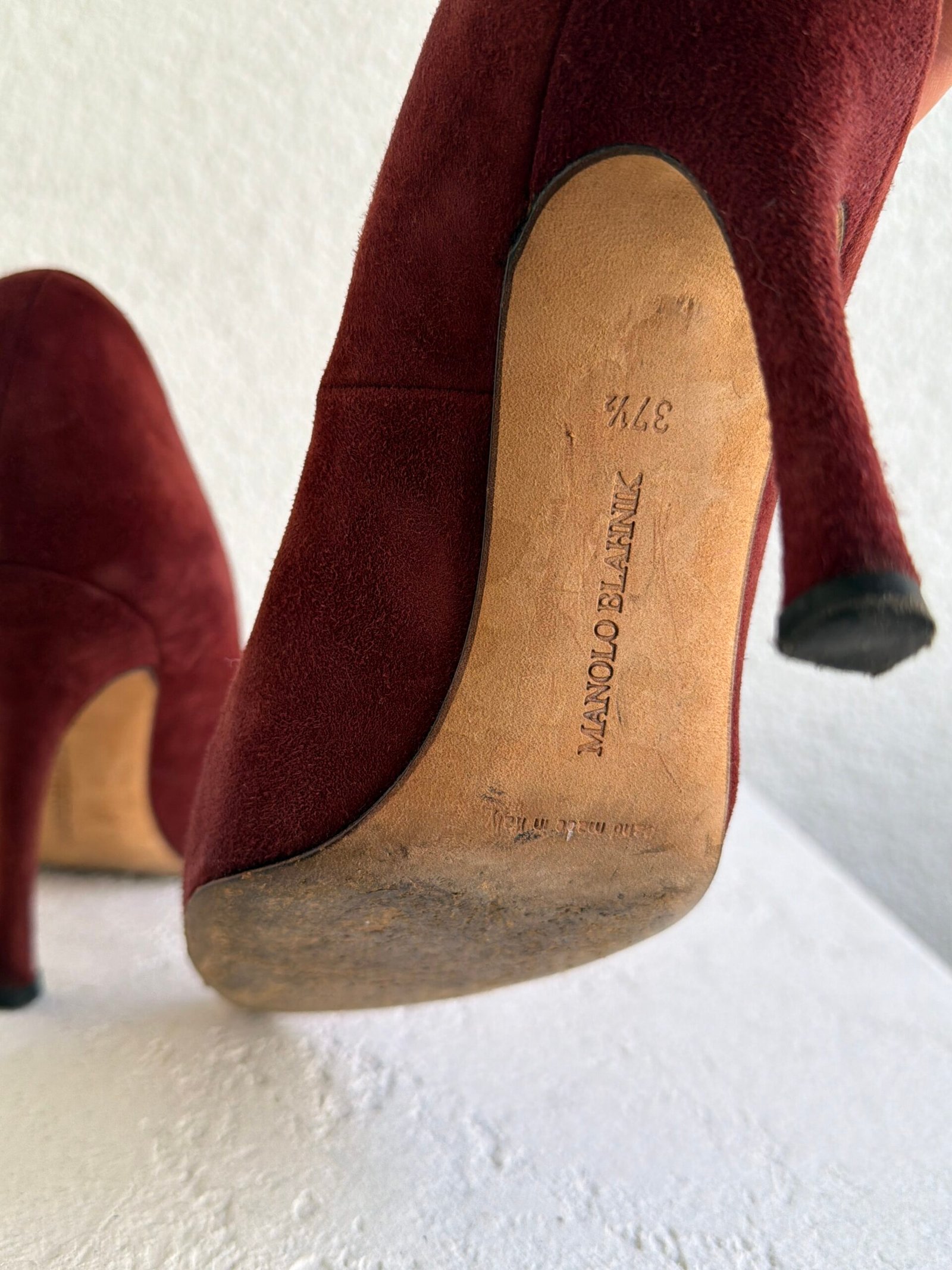 Manolo Blahnik Burgundy Suede Stiletto Heels - Görsel 8