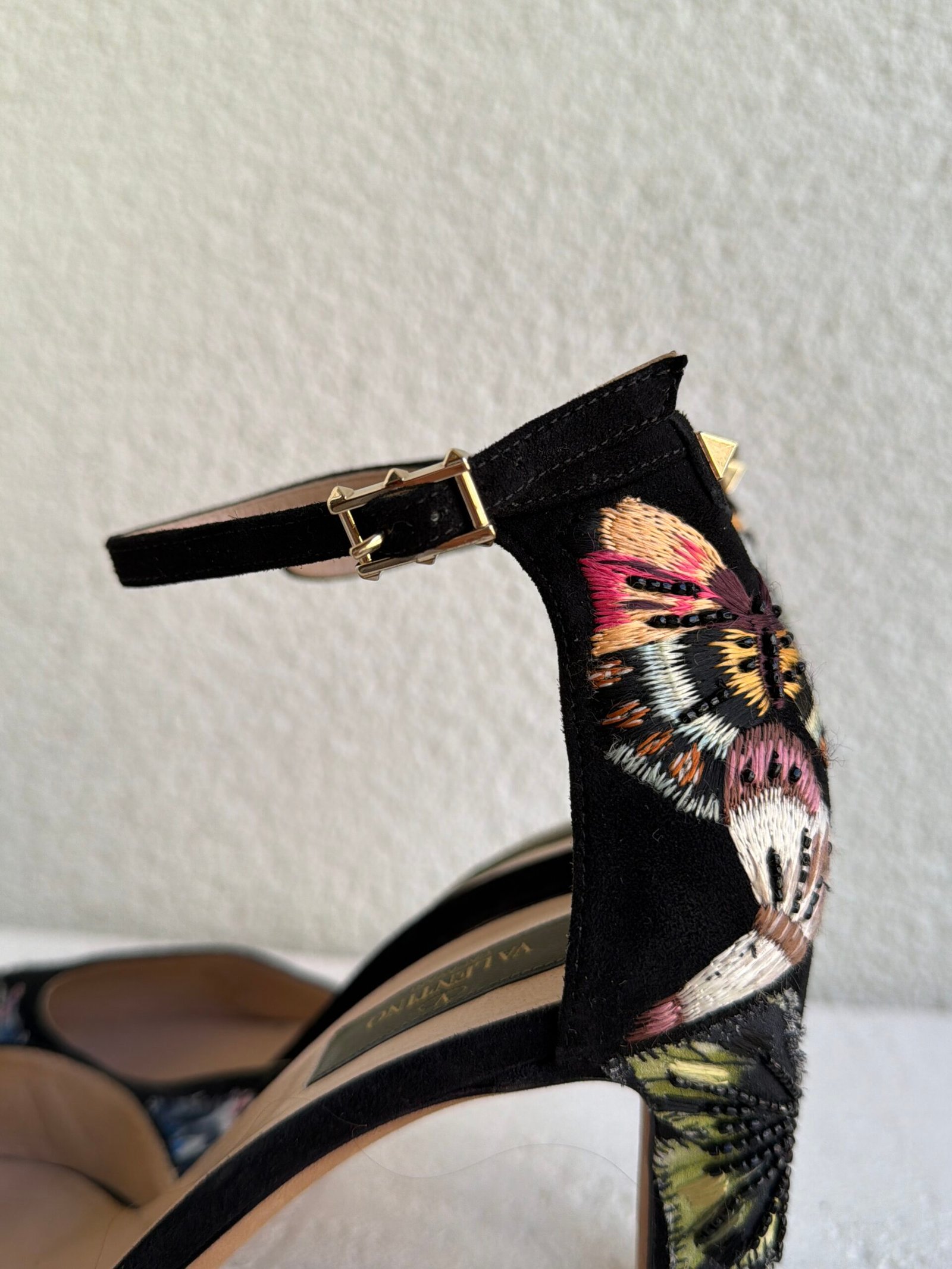 Valentino Camubutterfly Emboidered Suede Ankle Strap Platform Pumps - Image 7