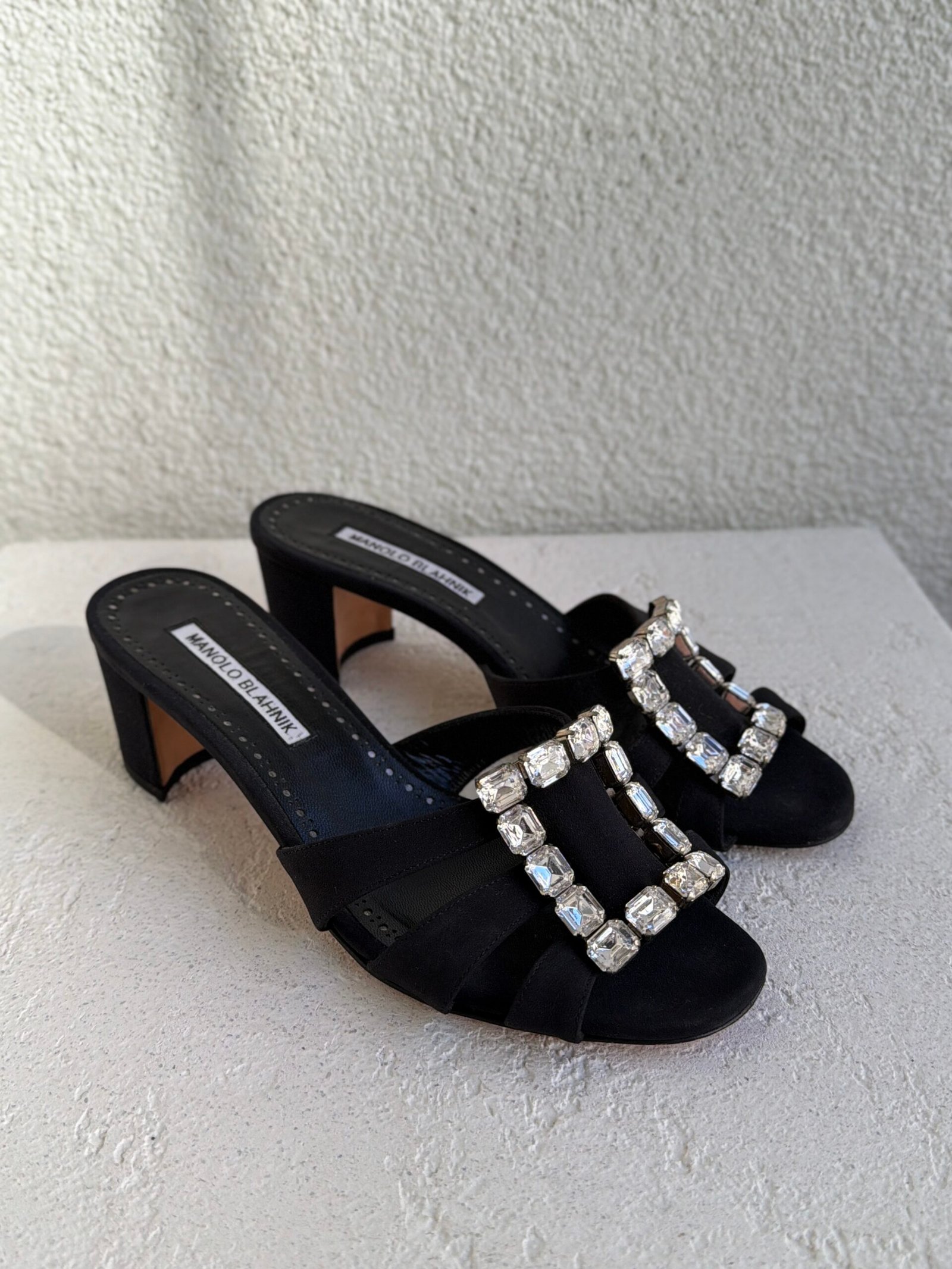 Manolo Blahnik Martenew Embellished Satin Heel Sandals - Görsel 2