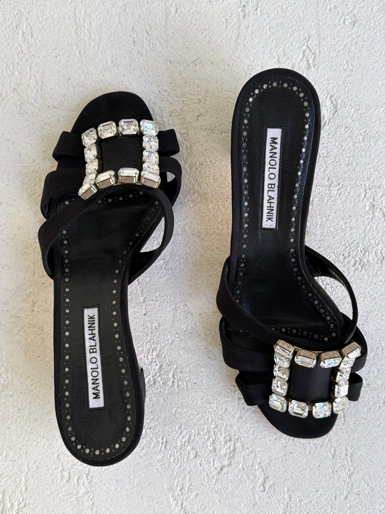 Manolo Blahnik Martenew Embellished Satin Heel Sandals - Görsel 10