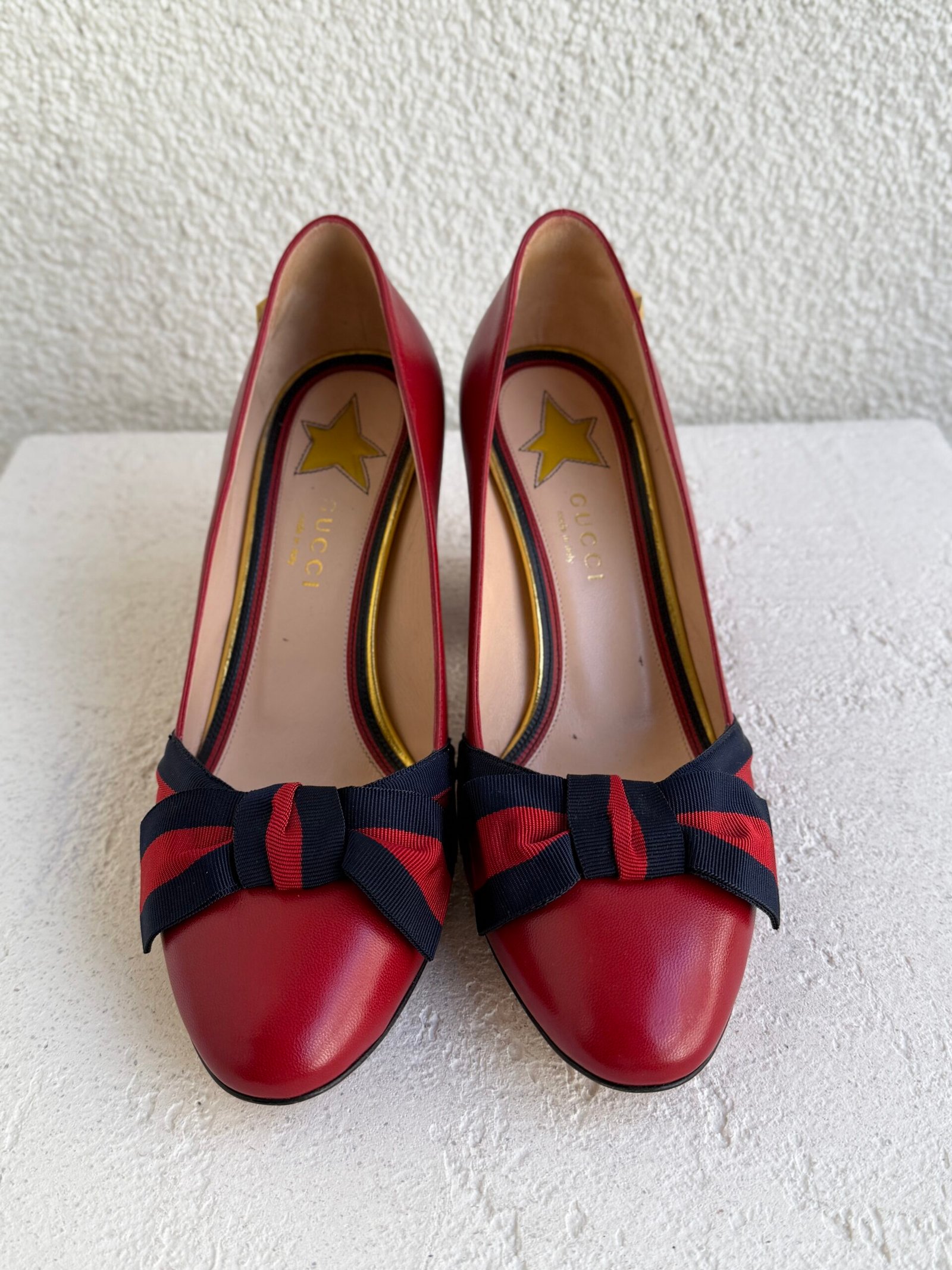 Gucci Red Leather Web Bow Block Heel Pumps - Image 3