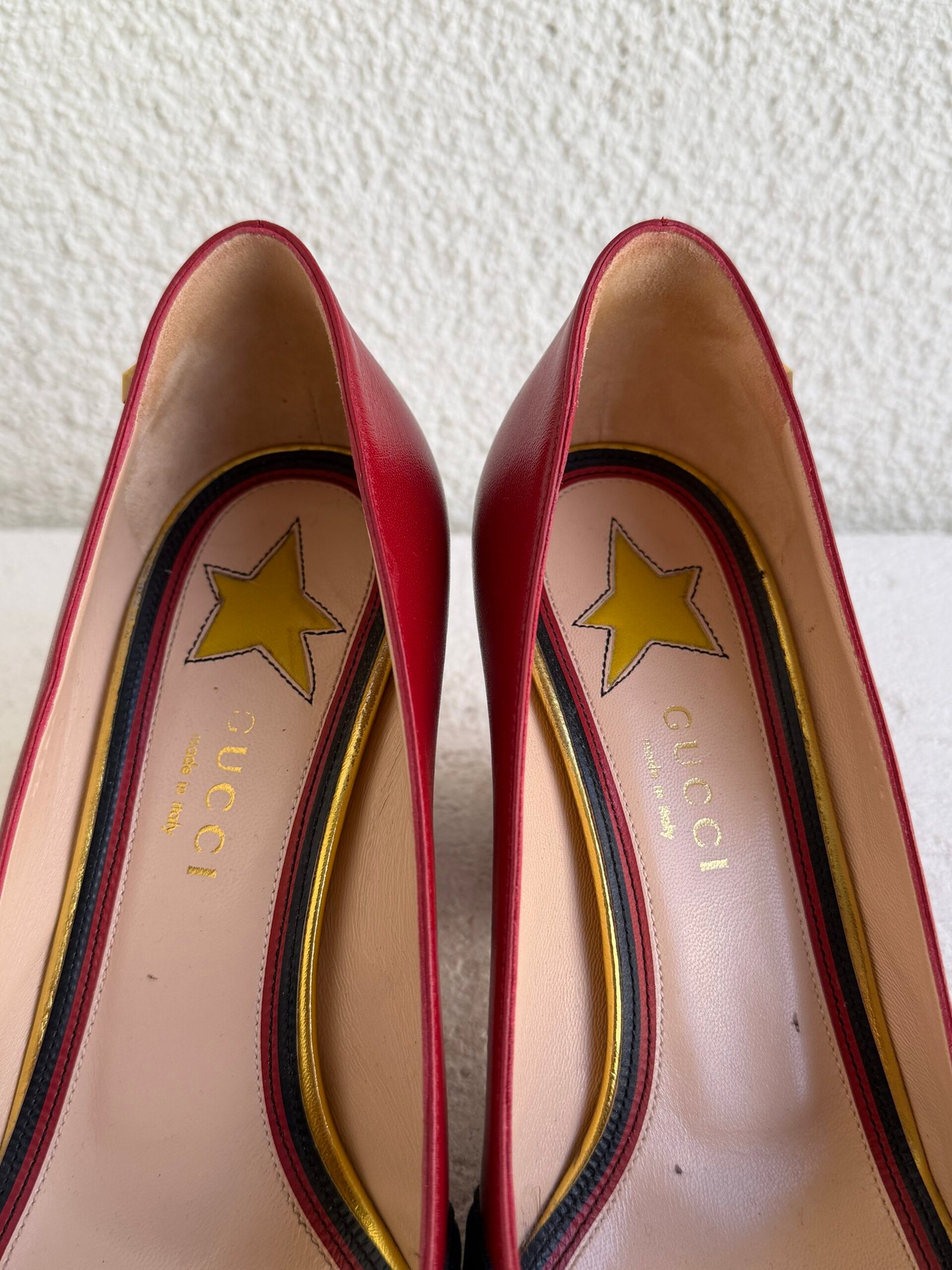 Gucci Red Leather Web Bow Block Heel Pumps - Image 5