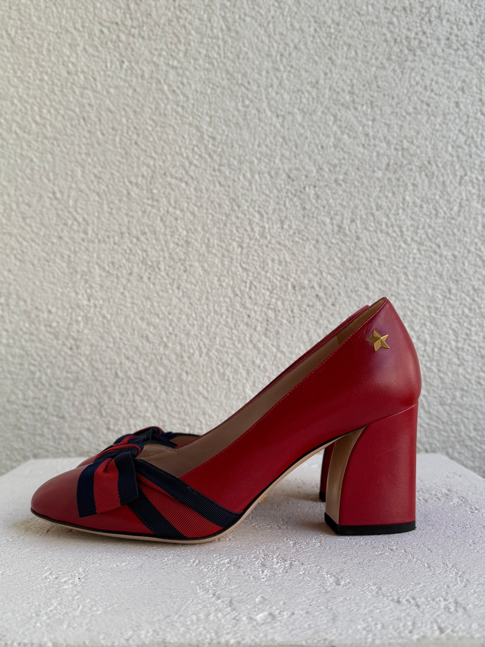 Gucci Red Leather Web Bow Block Heel Pumps - Image 7