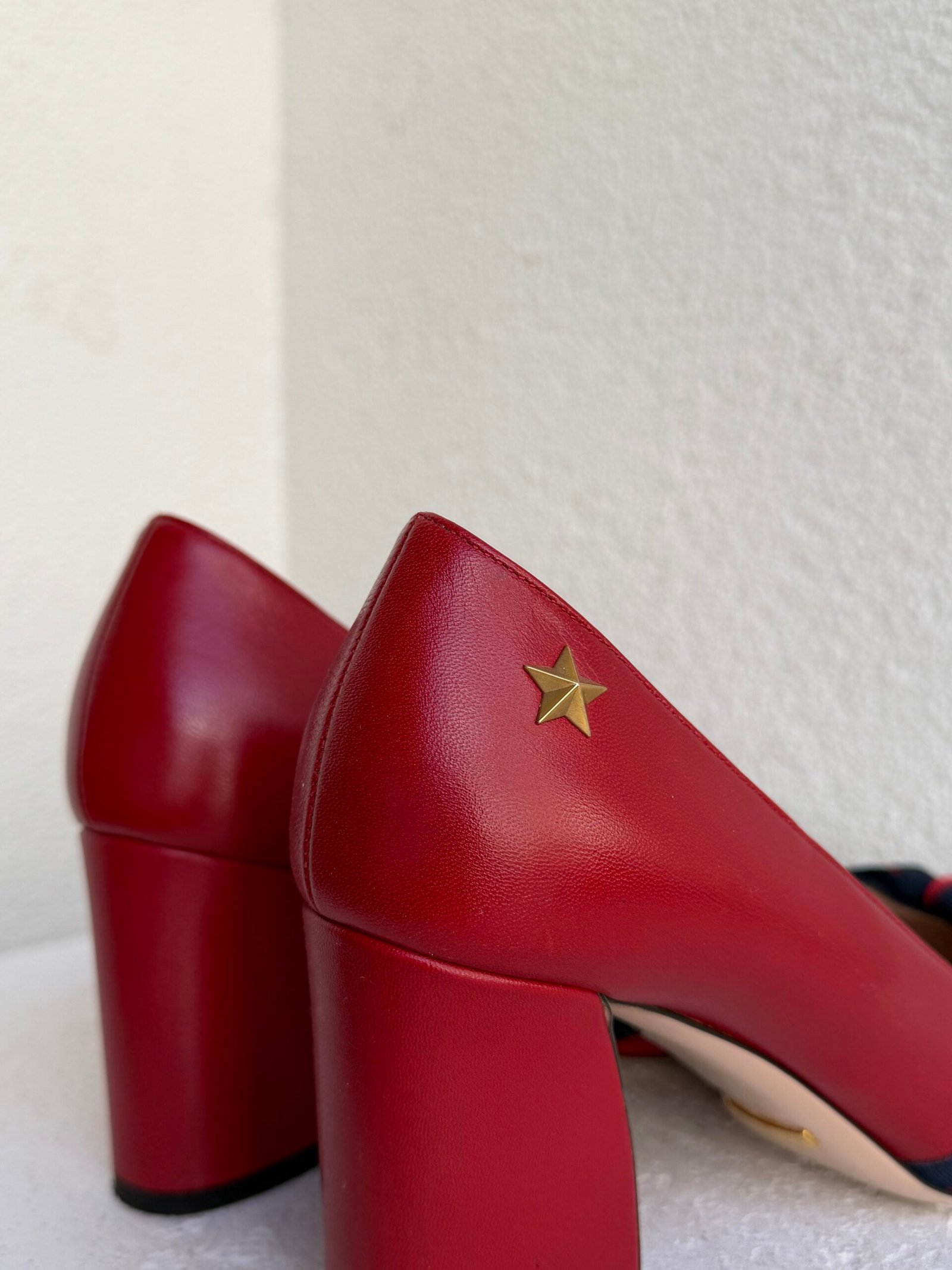 Gucci Red Leather Web Bow Block Heel Pumps - Image 9