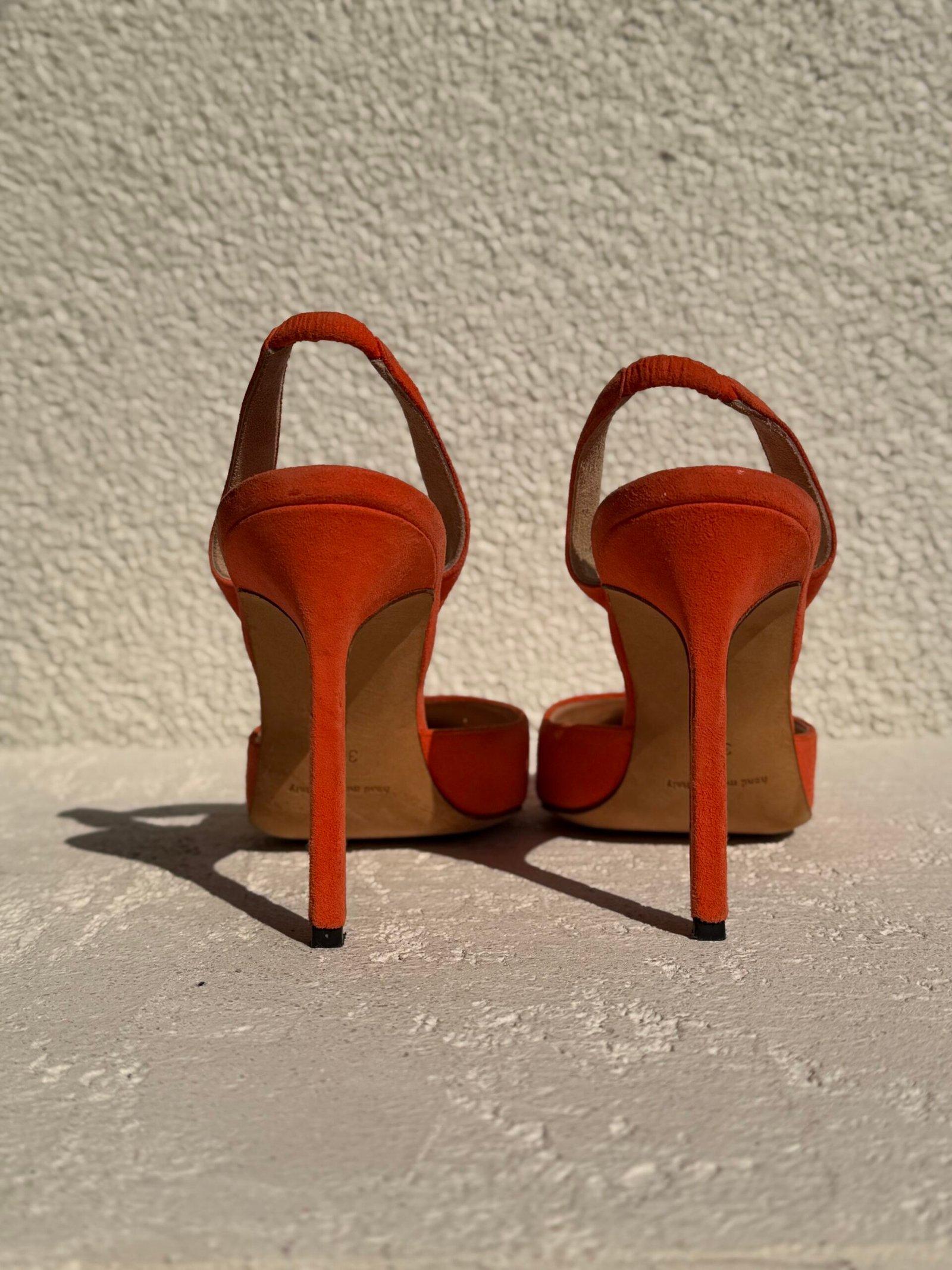 Manolo Blahnik Carolyne Slingback Heels - Image 7