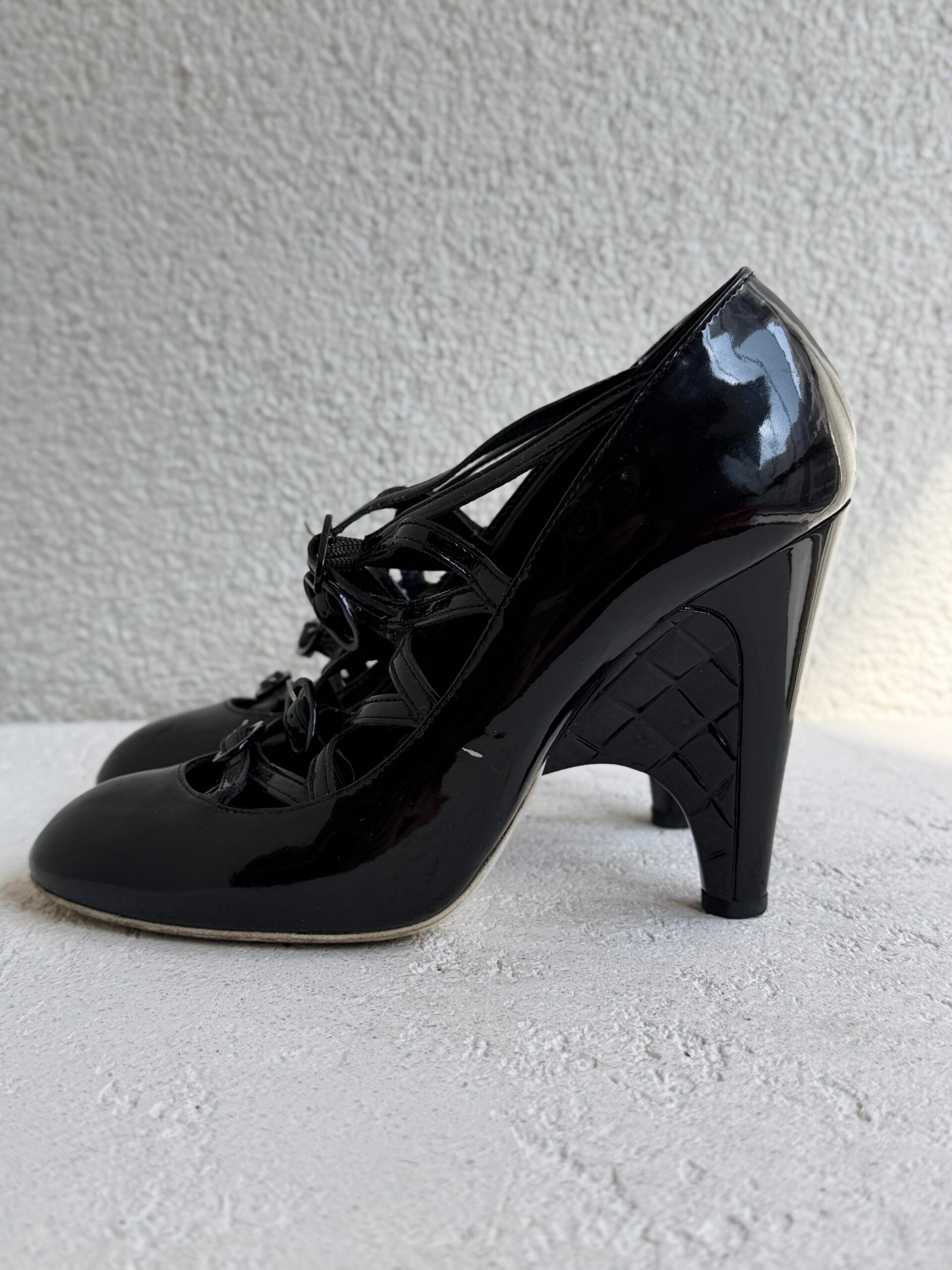 Chanel Black Mary Jane Patent Leather Heels - Image 7