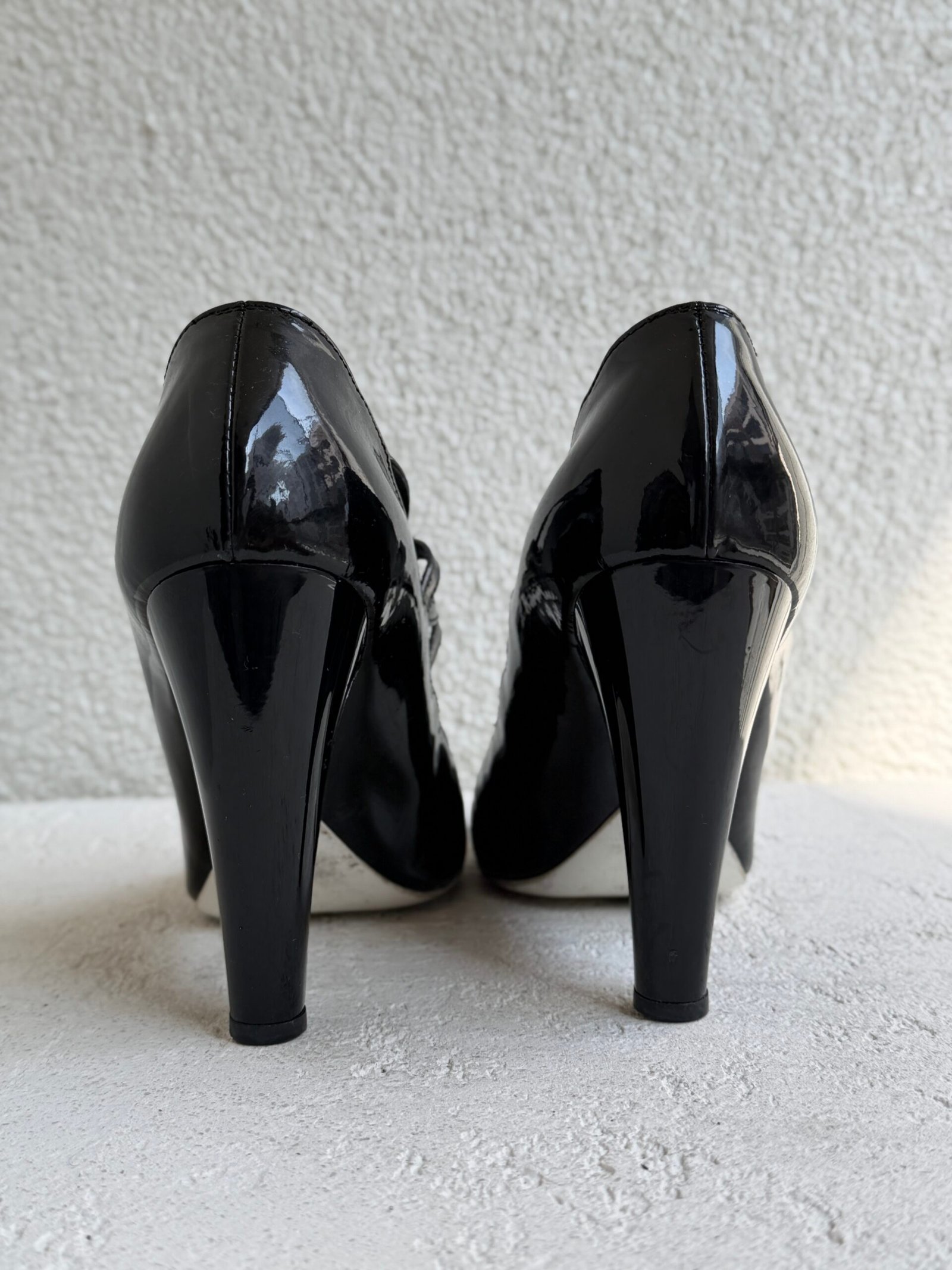 Chanel Black Mary Jane Patent Leather Heels - Image 9