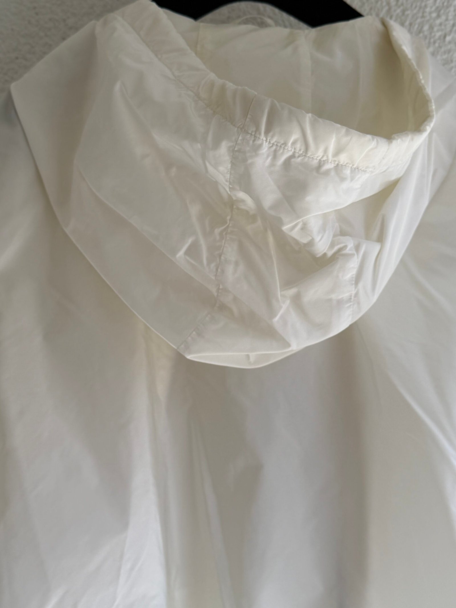 Prada Logo Ecru Raincoat - Image 12