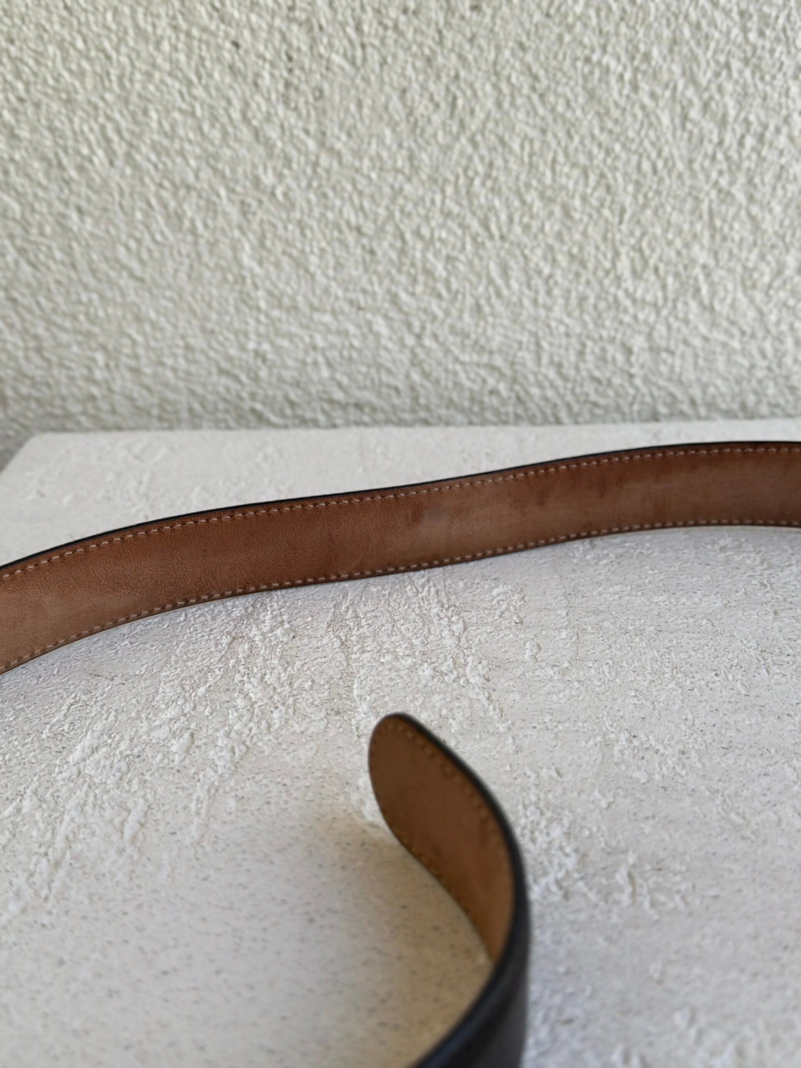 Gucci GG Buckle Leather Belt 80 - Image 4