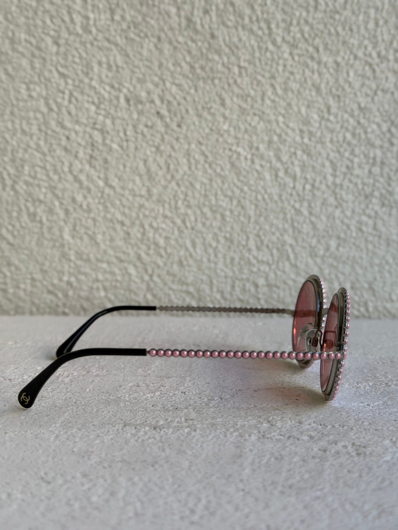 Chanel Metallic Pearl Round Sunglasses detail view 5