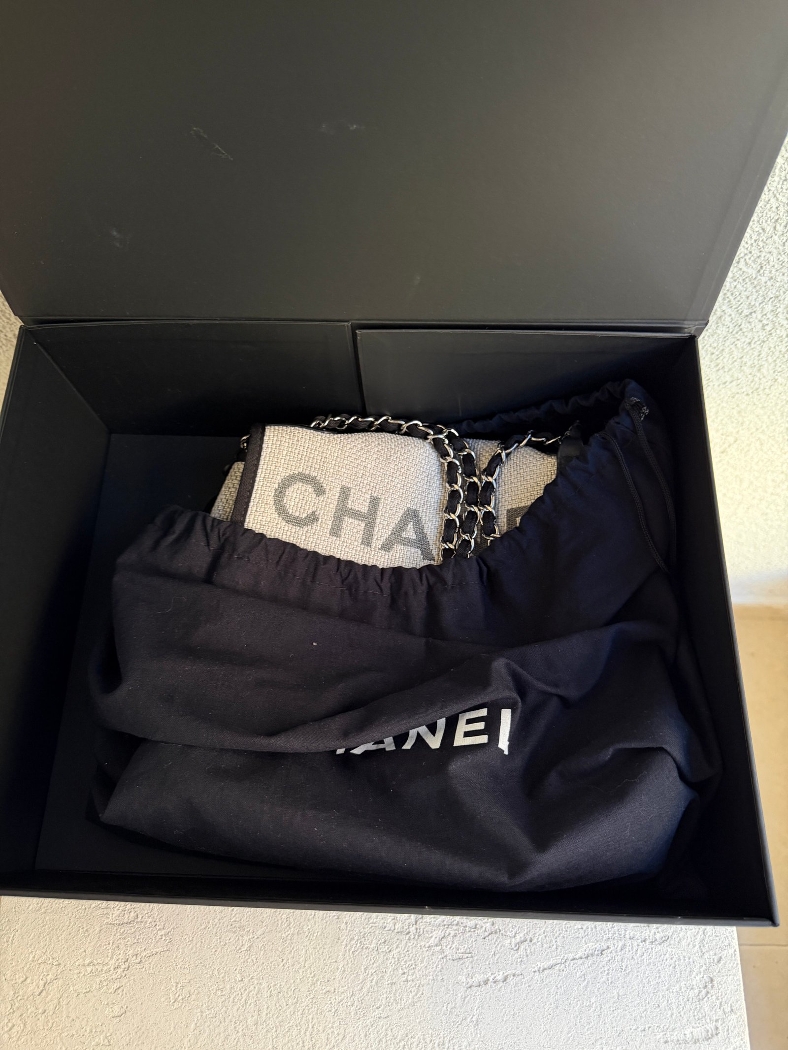 Chanel Woven Straw Raffia Small Deauville Messenger Bag - Görsel 15