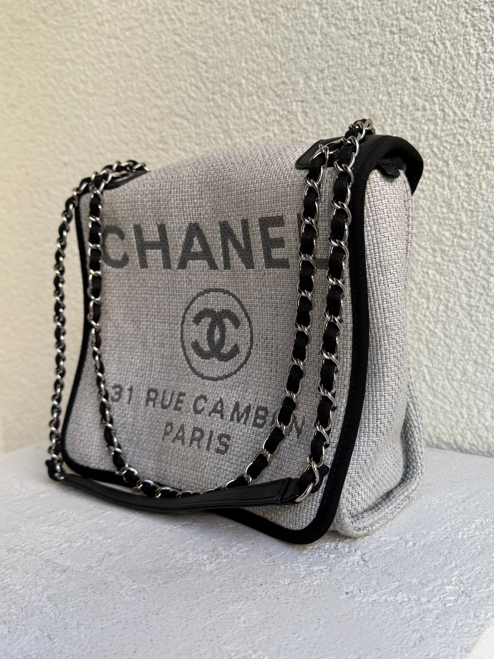 Chanel Woven Straw Raffia Small Deauville Messenger Bag - Görsel 3