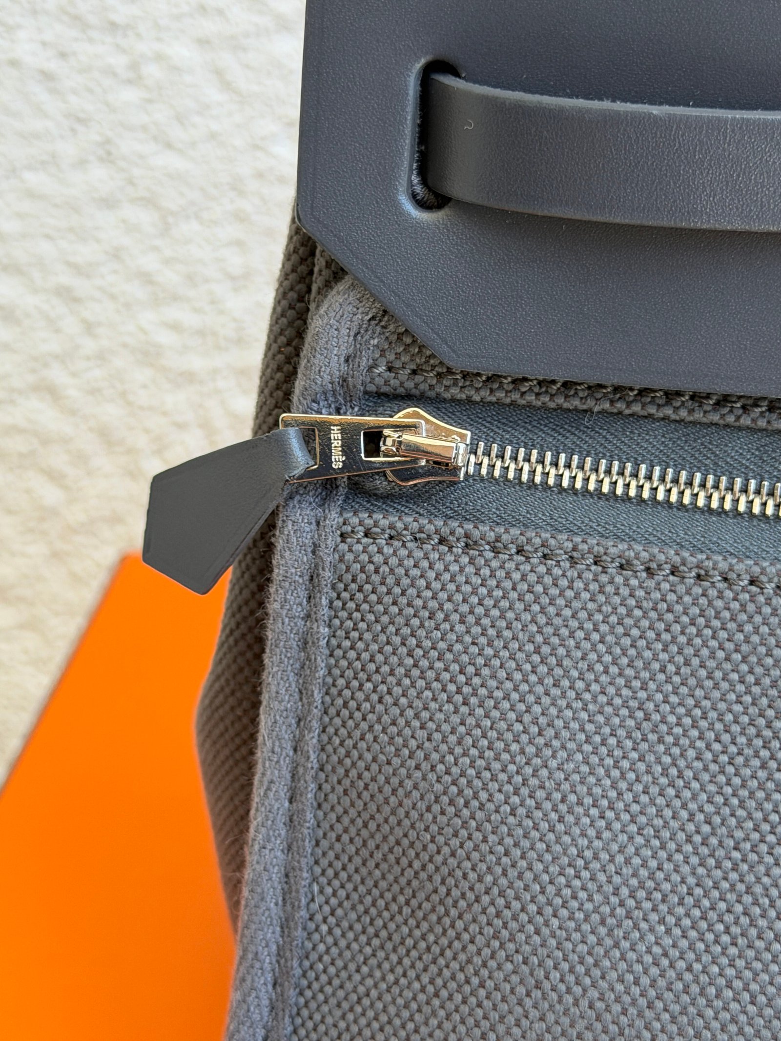 Hermes Mini Herbag Zip 20 Ardoise Vache Hunter PH Shoulder Bag - Image 9